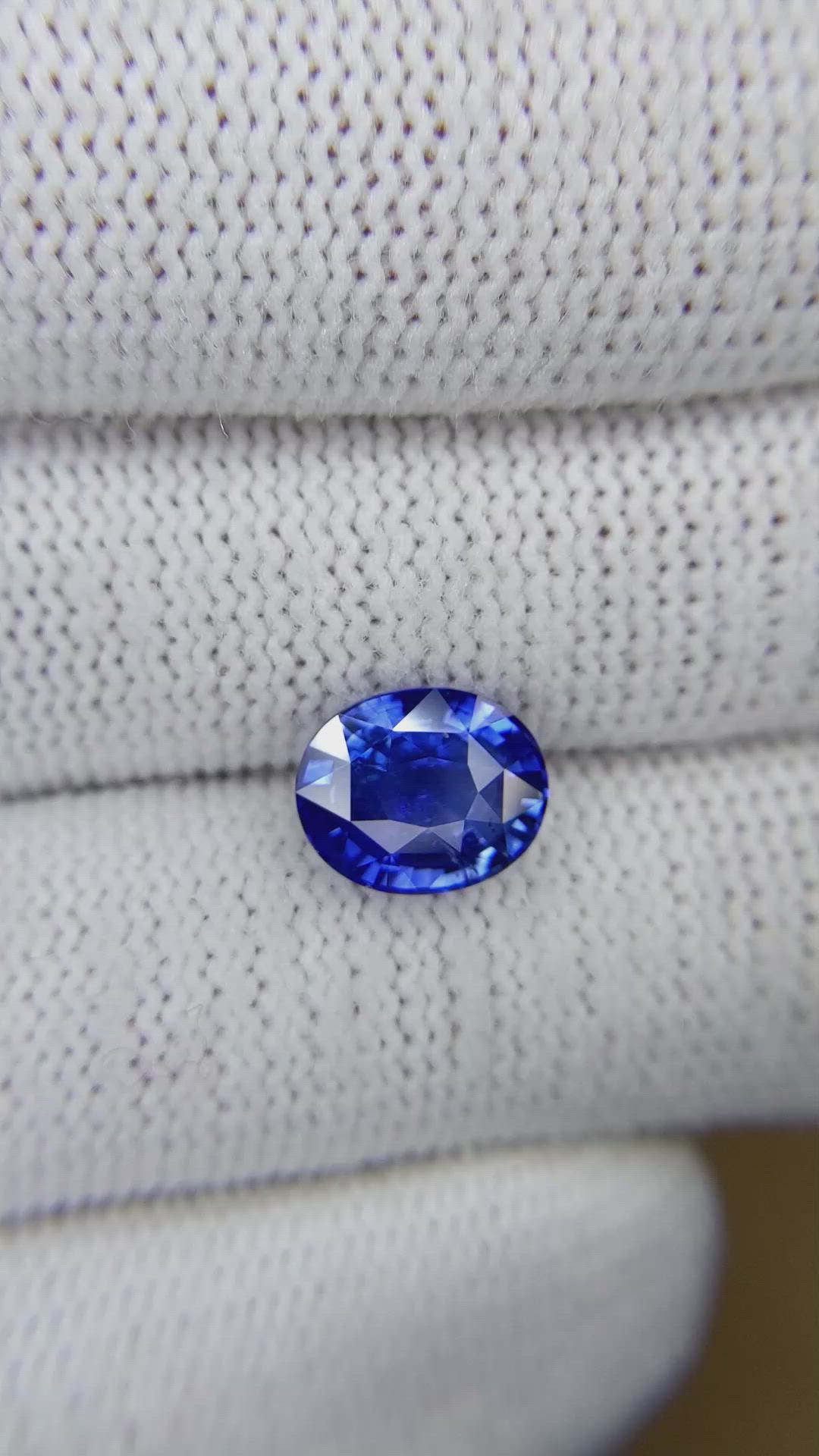 3.02 Ct. Blue Sapphire from Ceylon (Sri Lanka) Size Video
