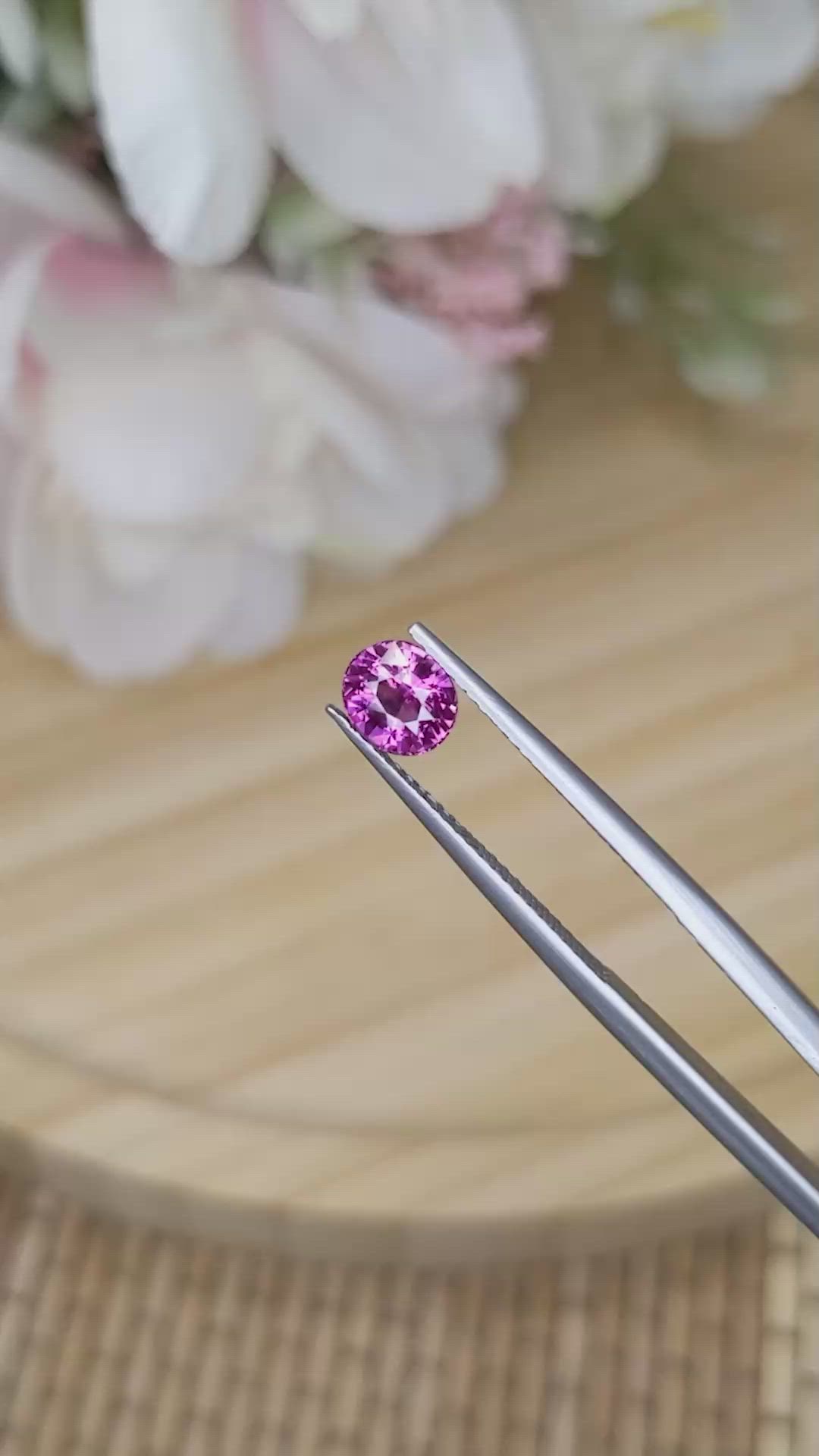 1.07 Ct. Purplish Pink Sapphire from Ceylon (Sri Lanka) Size Video