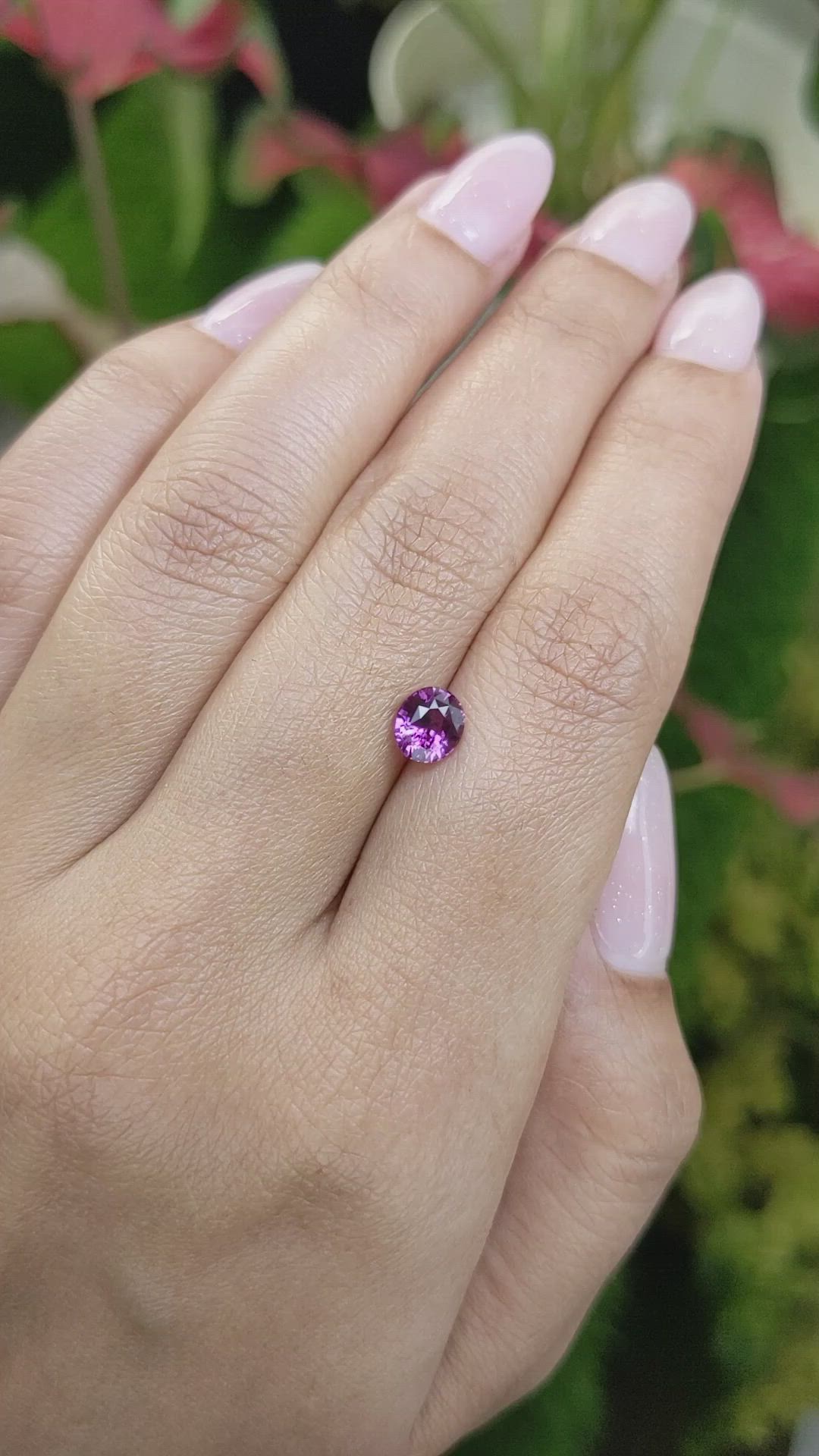 1.07 Ct. Purplish Pink Sapphire from Ceylon (Sri Lanka) Size Video
