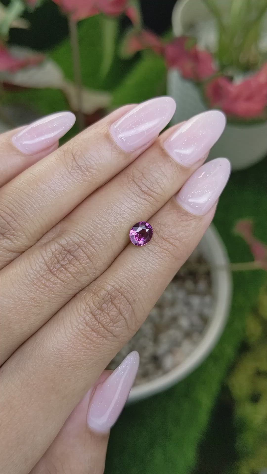 1.07 Ct. Purplish Pink Sapphire from Ceylon (Sri Lanka) Size Video