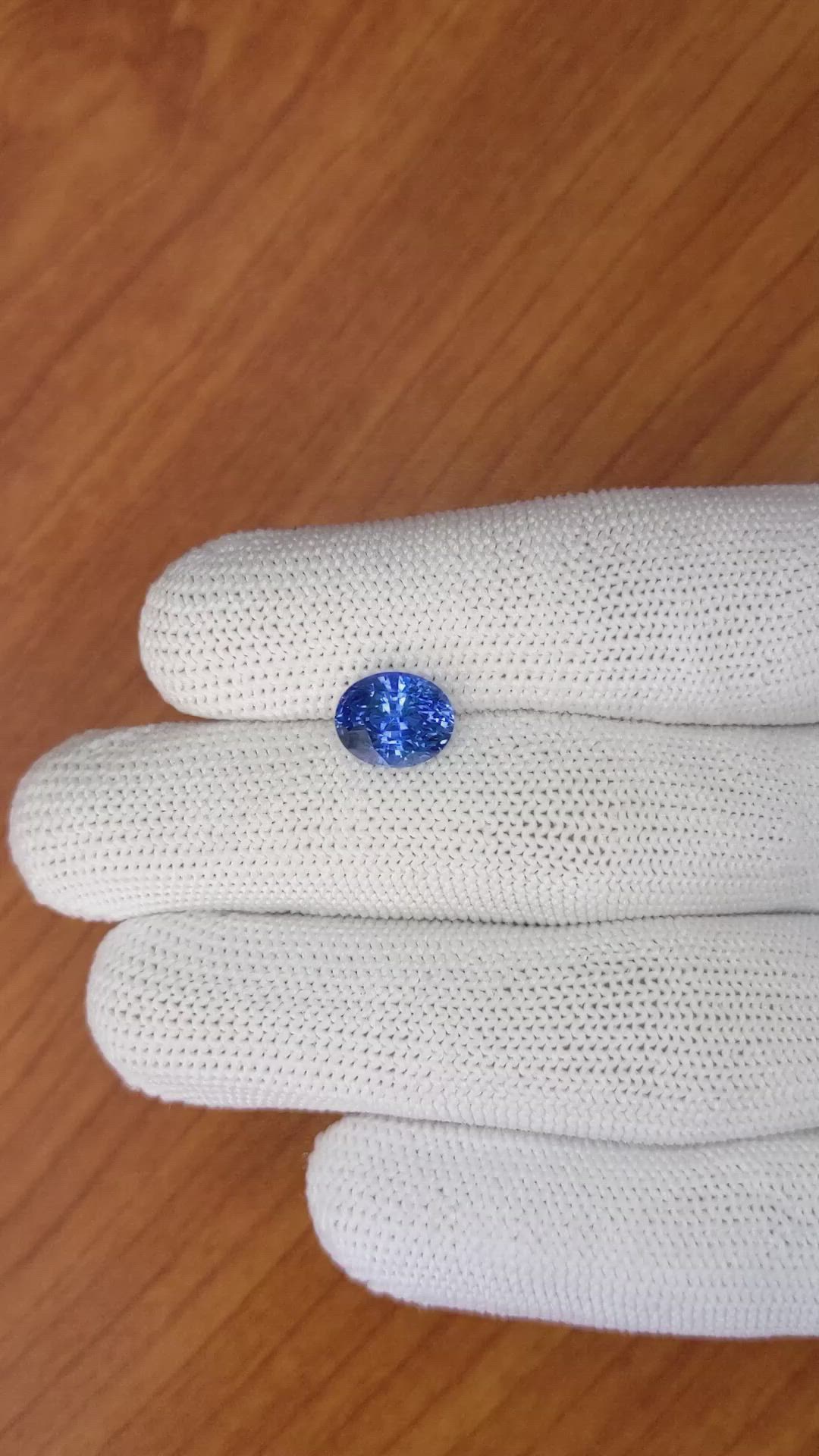3.60 Ct. Blue Sapphire from Ceylon (Sri Lanka) Size Video