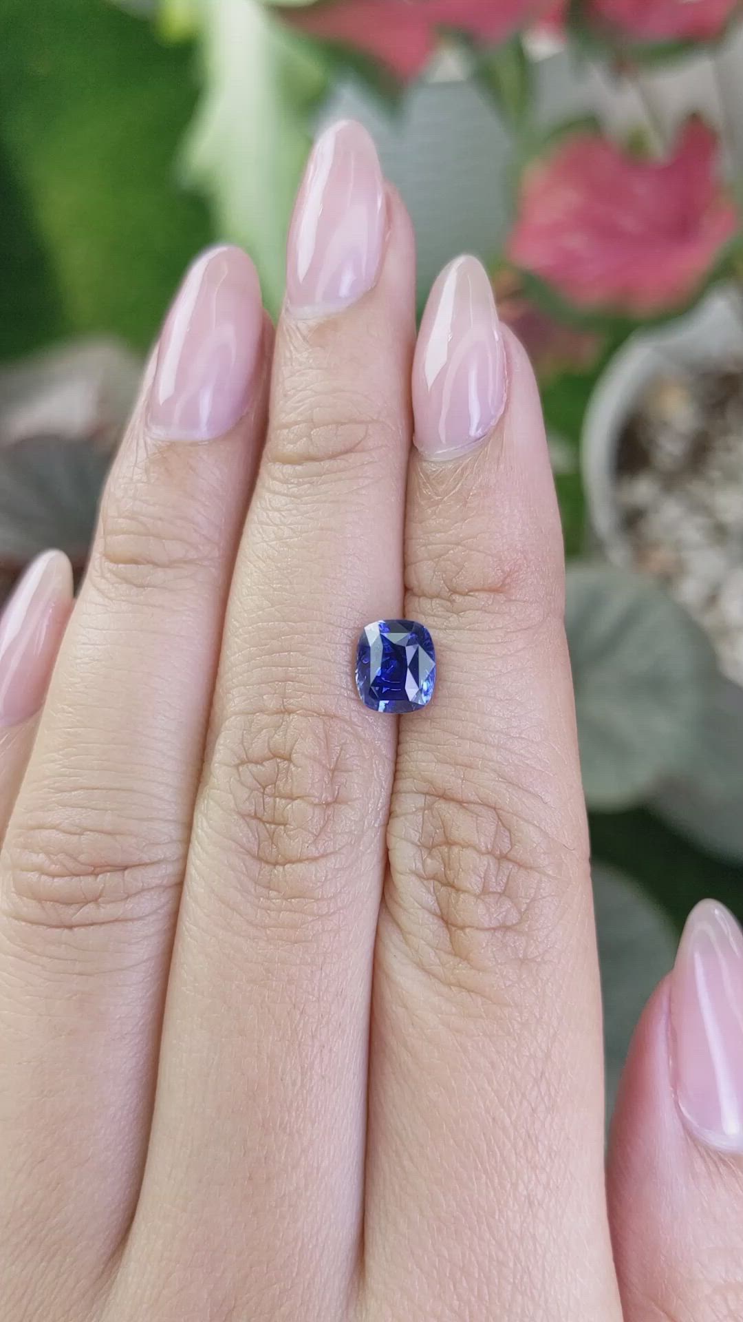 1.81 Ct. Blue Sapphire from Ceylon (Sri Lanka) Size Video
