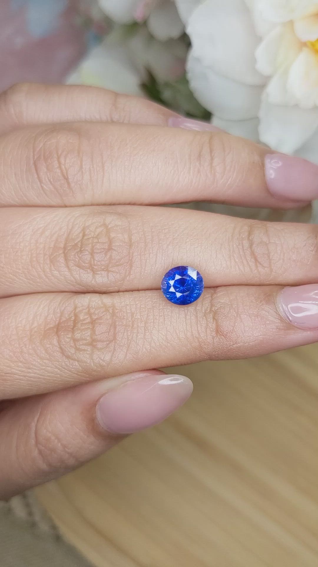 2.14 Ct. Blue Sapphire from Ceylon (Sri Lanka) Size Video