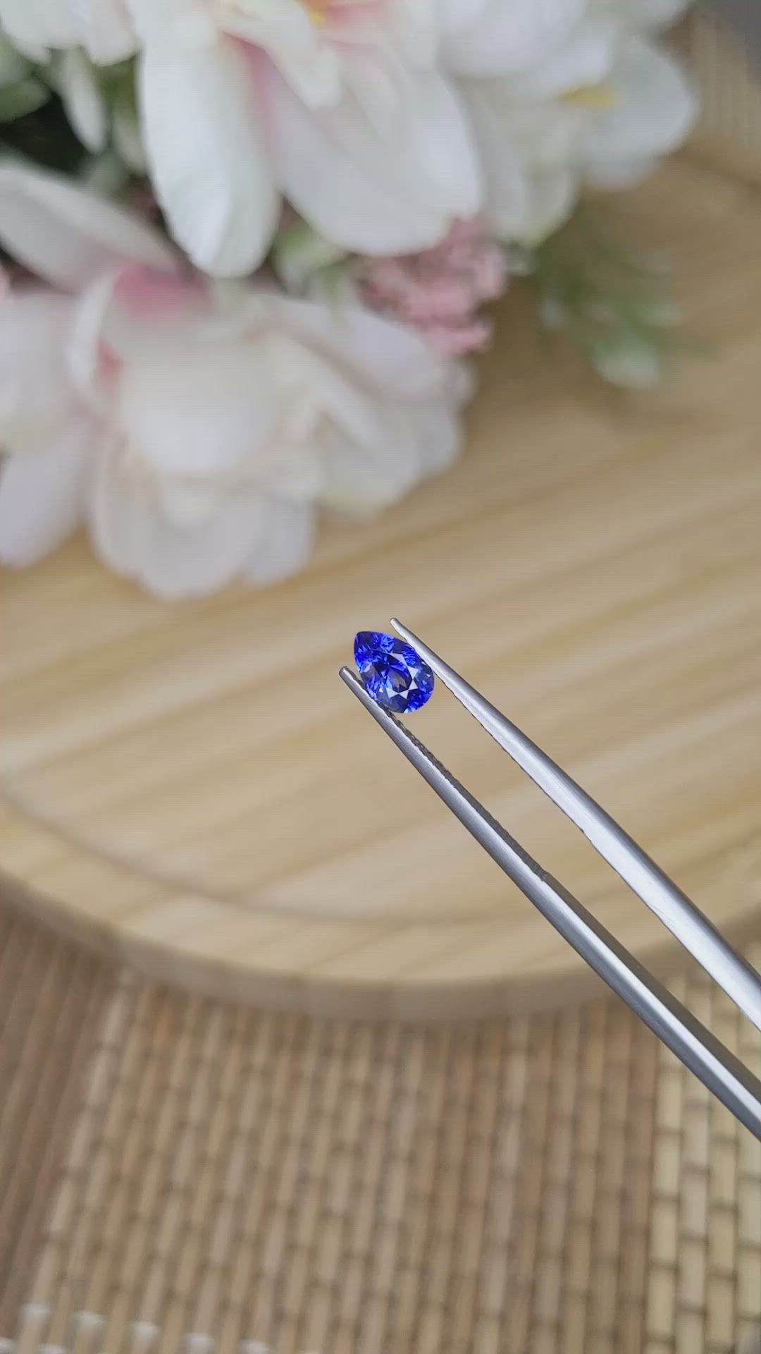 0.78 Ct. Blue Sapphire from Ceylon (Sri Lanka) Size Video
