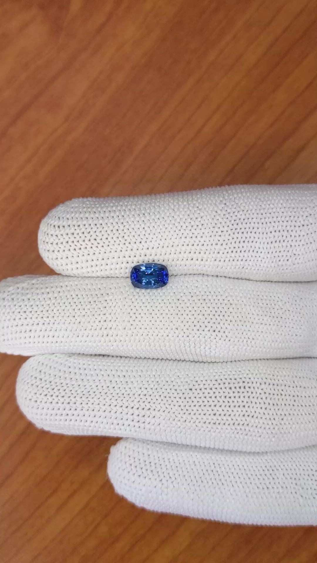1.16 Ct. Blue Sapphire from Ceylon (Sri Lanka) Size Video
