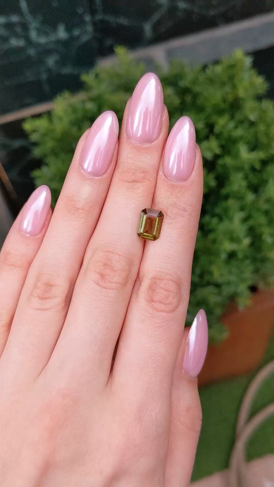 2.51 Ct. Yellowish Green Sapphire from Ceylon (Sri Lanka) Size Video
