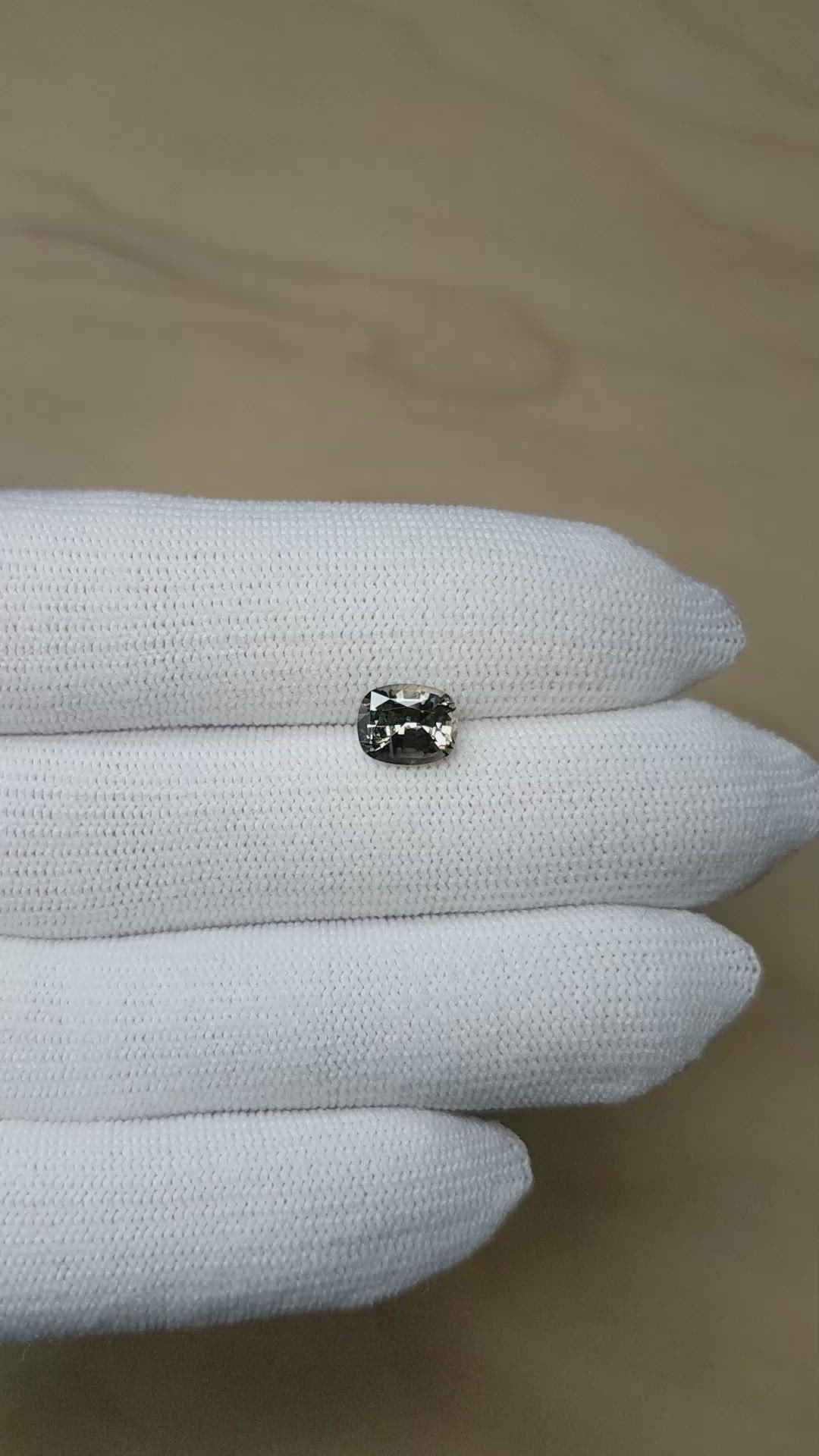1.78 Ct. Bi Color Sapphire from Ceylon (Sri Lanka) Size Video