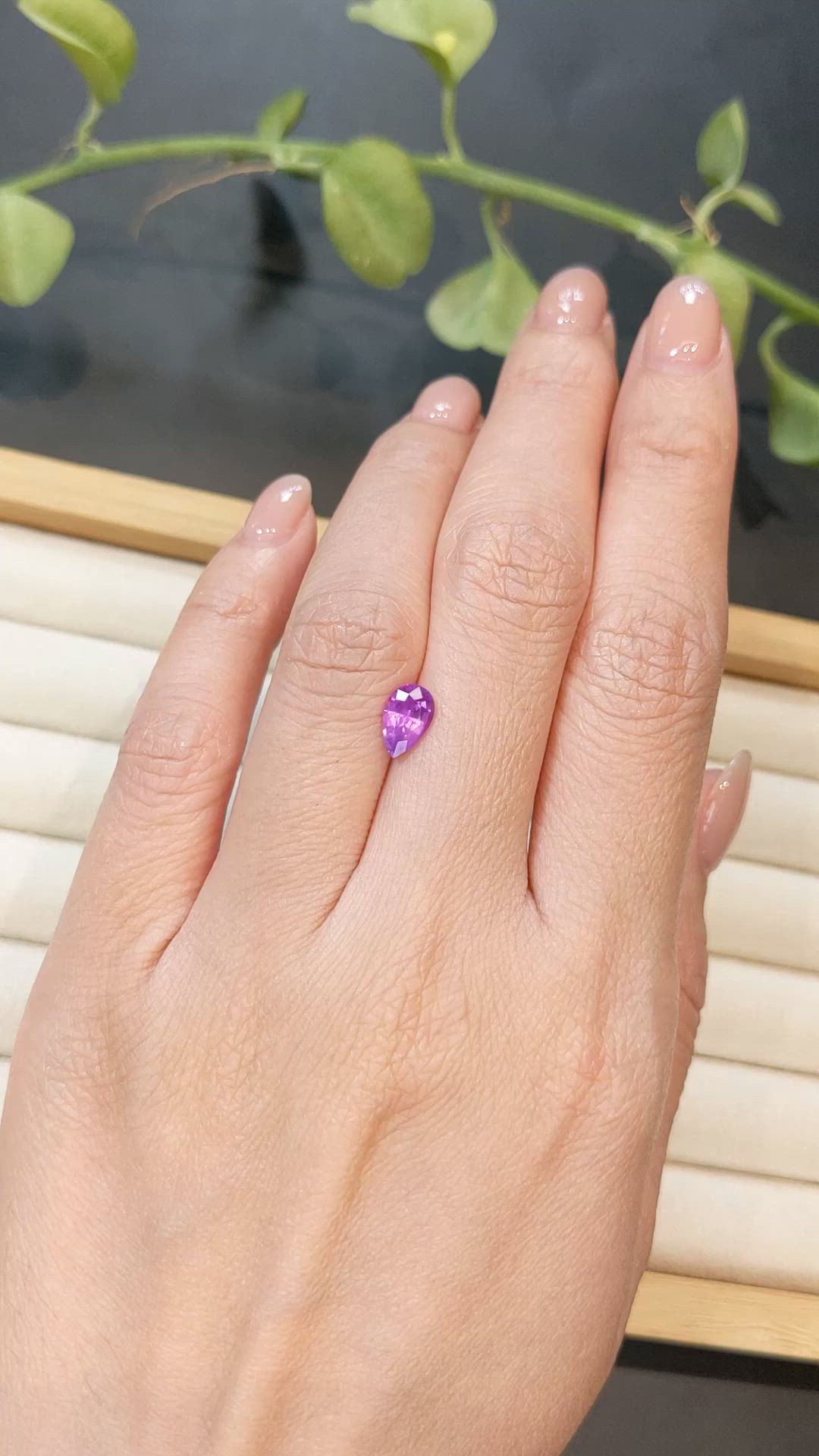 1.02 Ct. Purplish Pink Sapphire from Ceylon (Sri Lanka) Size Video