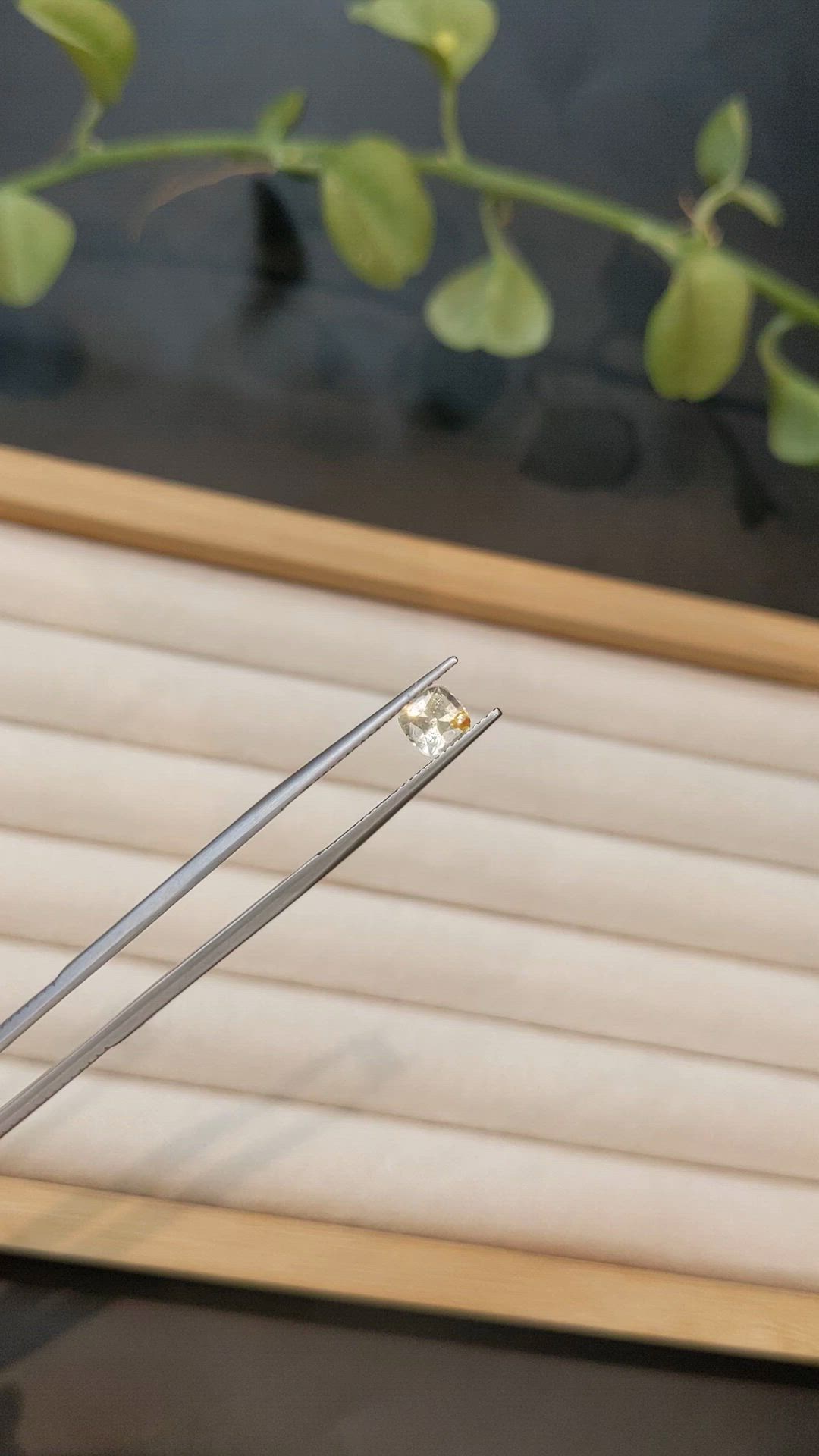 1.12 Ct. Yellow Sapphire from Ceylon (Sri Lanka) Size Video