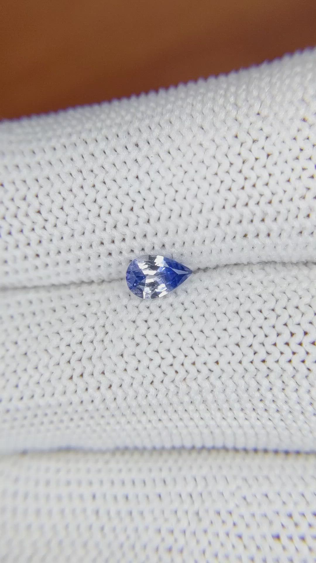 0.45 Ct. Bi Color Sapphire from Ceylon (Sri Lanka) Size Video