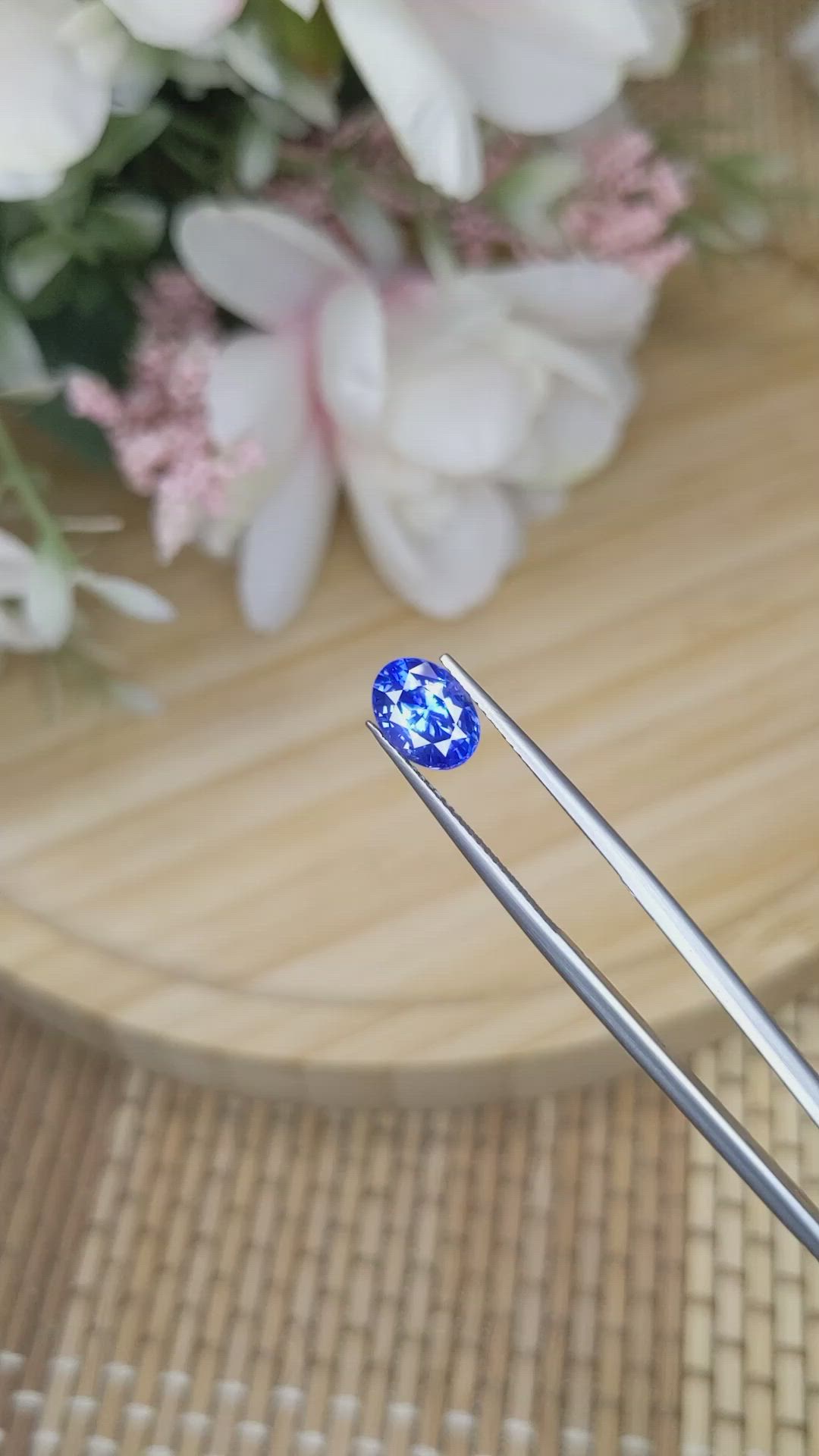 2.24 Ct. Blue Sapphire from Ceylon (Sri Lanka) Size Video