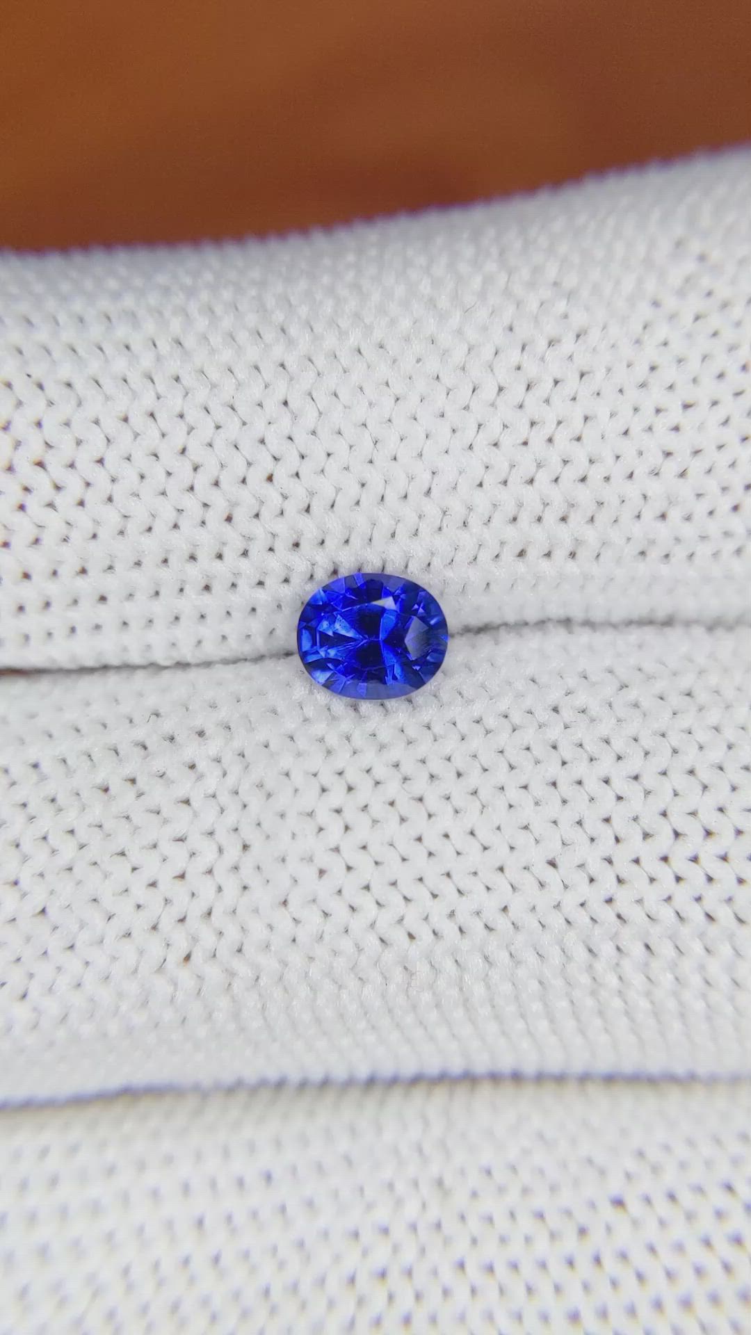 0.68 Ct. Blue Sapphire from Ceylon (Sri Lanka) Size Video