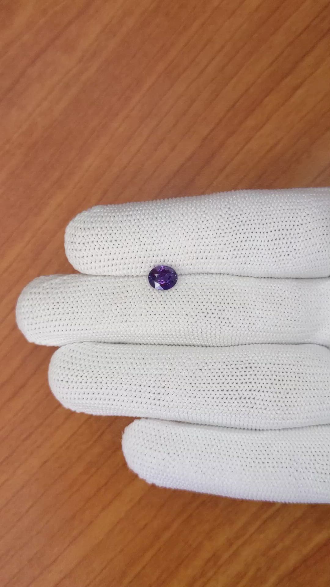 1.07 Ct. Color Change Sapphire from Ceylon (Sri Lanka) Size Video