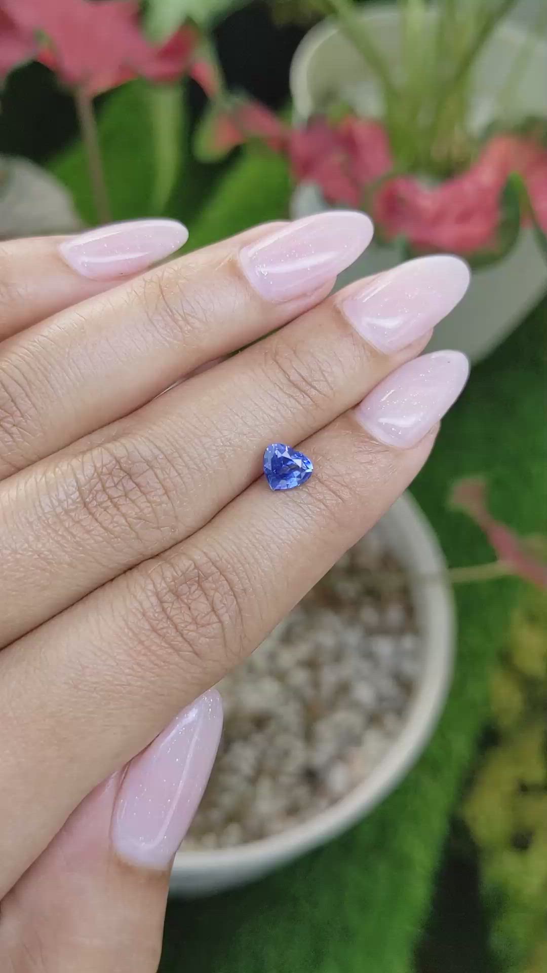 1.07 Ct. Blue Sapphire from Ceylon (Sri Lanka) Size Video