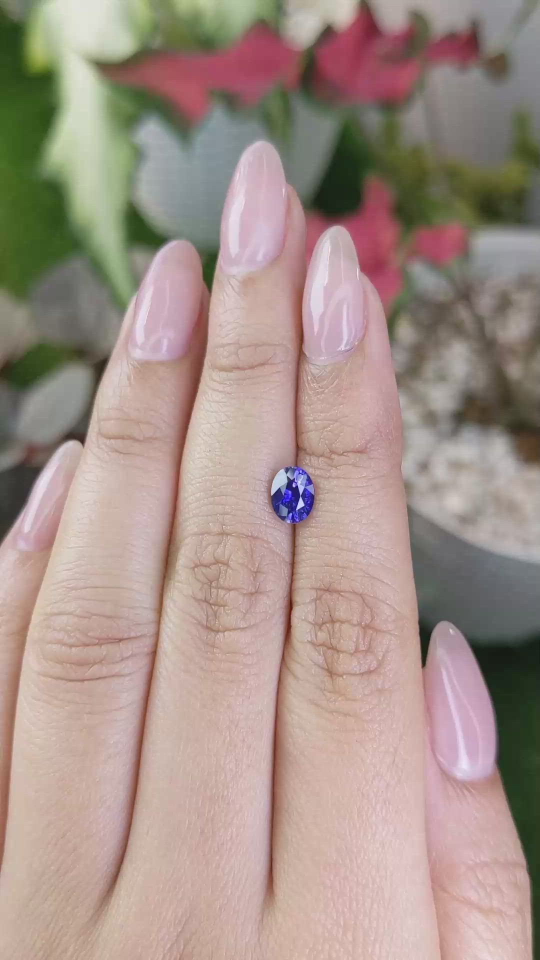 1.04 Ct. Violet Sapphire from Ceylon (Sri Lanka) Size Video