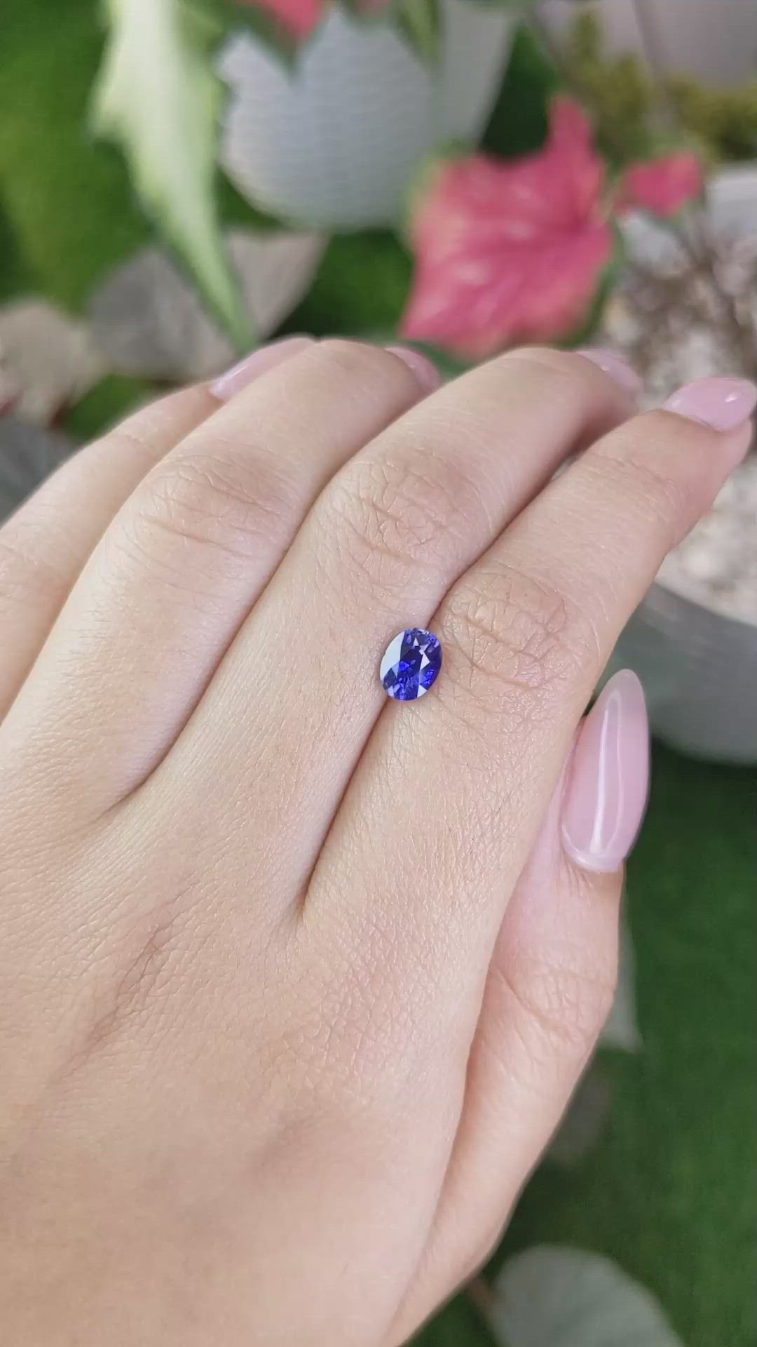 1.04 Ct. Violet Sapphire from Ceylon (Sri Lanka) Size Video