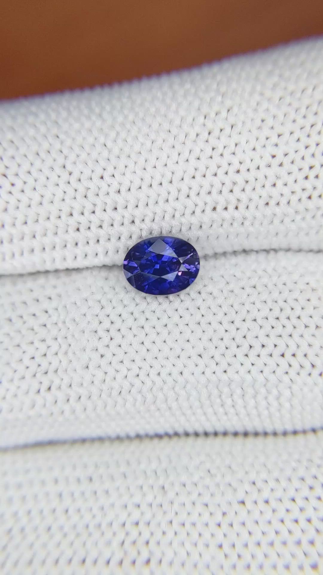 1.04 Ct. Violet Sapphire from Ceylon (Sri Lanka) Size Video