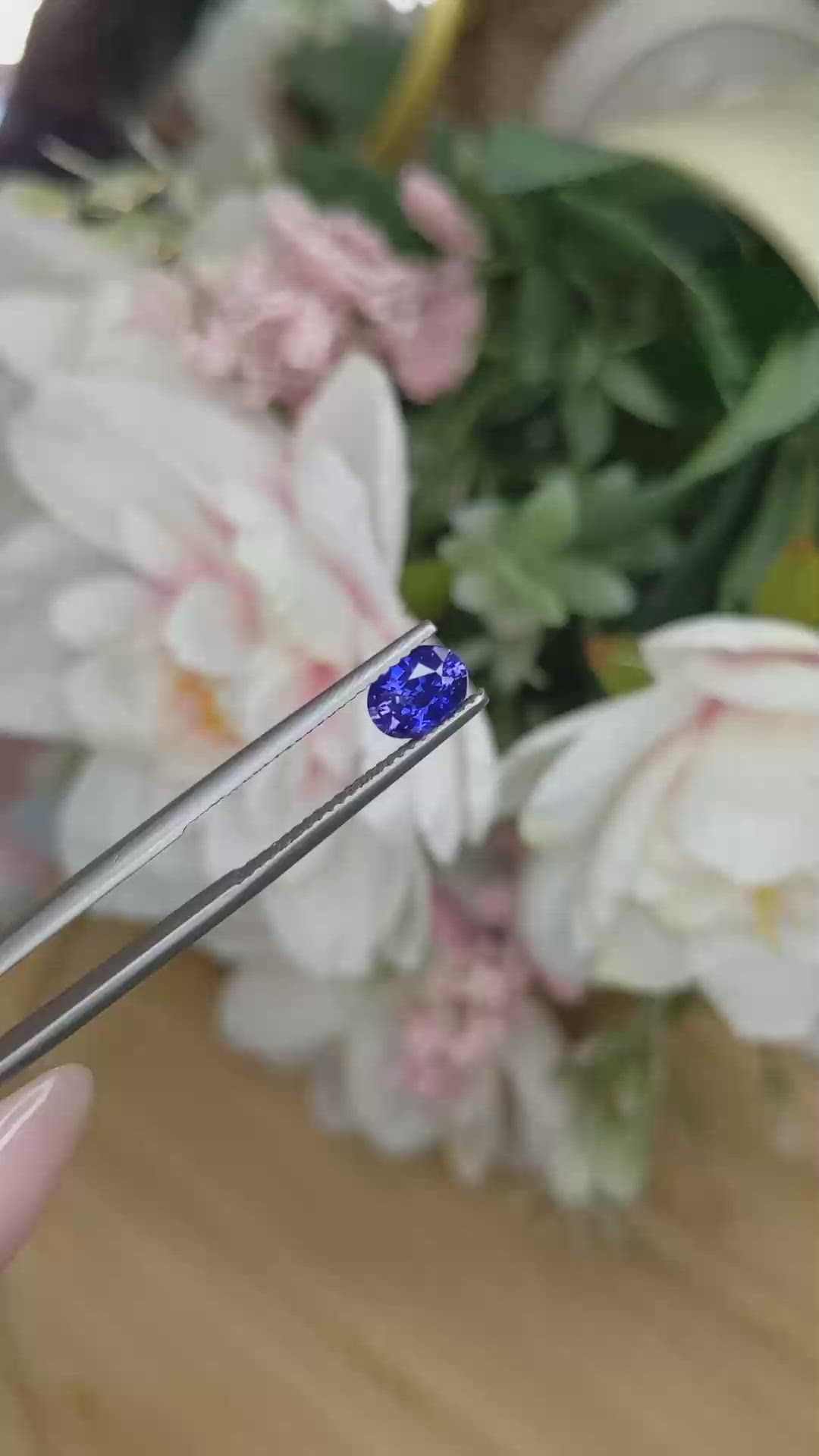 1.04 Ct. Violet Sapphire from Ceylon (Sri Lanka) Size Video