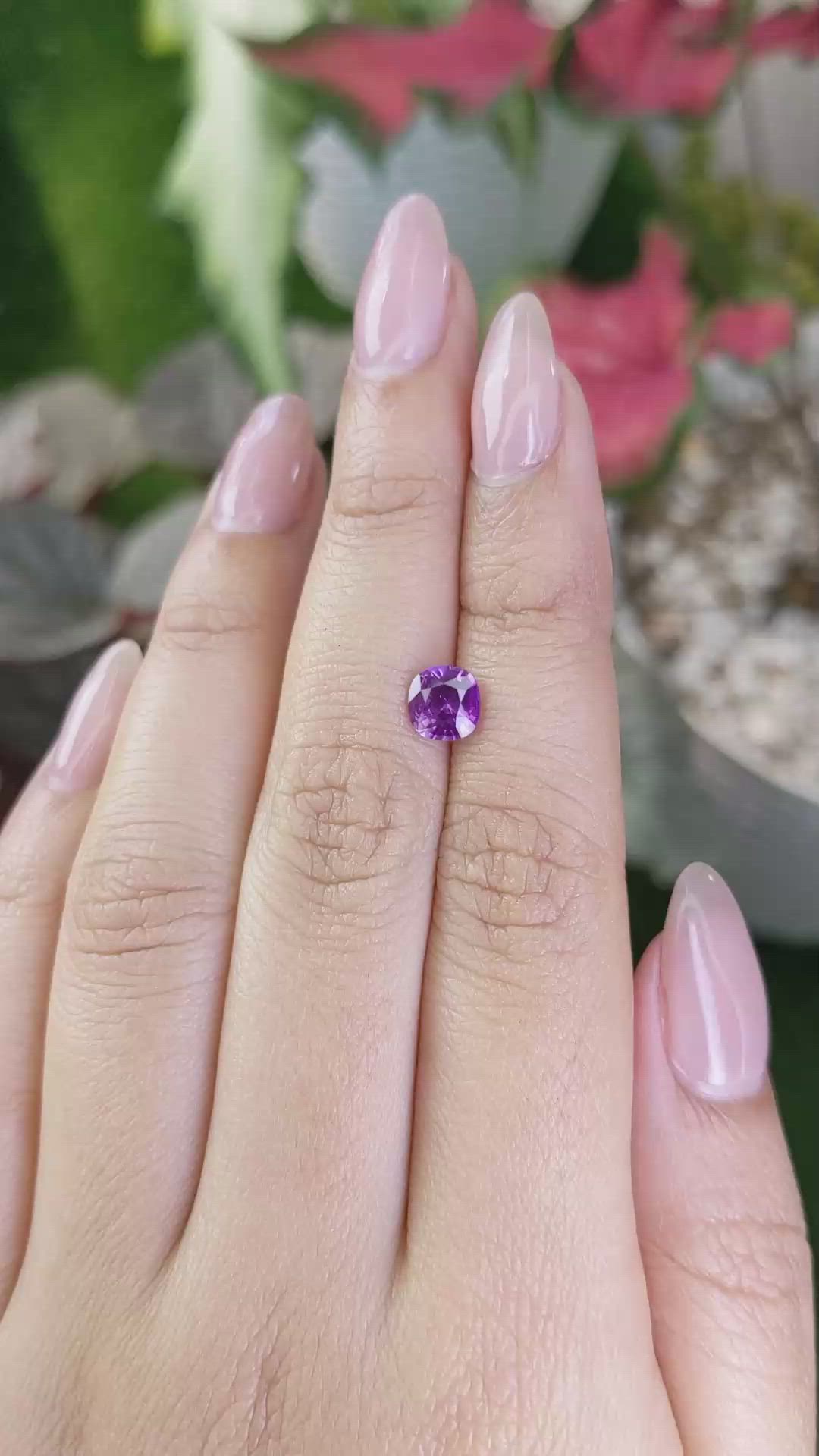 1.20 Ct. Pinkish Purple Sapphire from Ceylon (Sri Lanka) Size Video