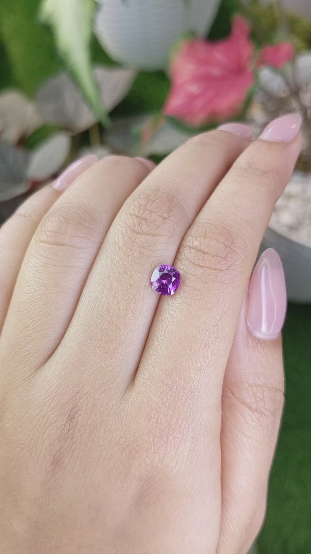 1.20 Ct. Pinkish Purple Sapphire from Ceylon (Sri Lanka) Size Video