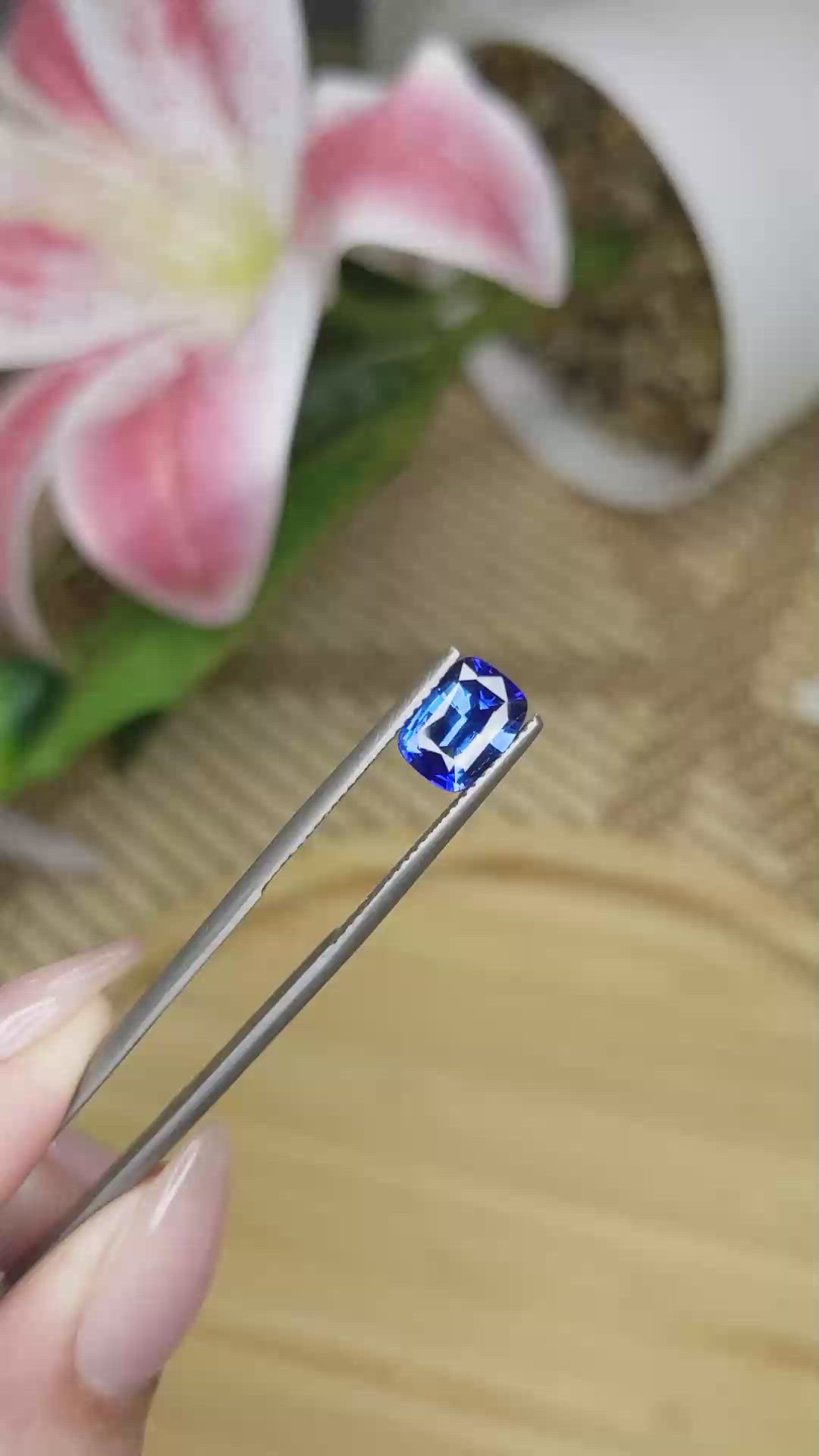 1.69 Ct. Blue Sapphire from Ceylon (Sri Lanka) Size Video
