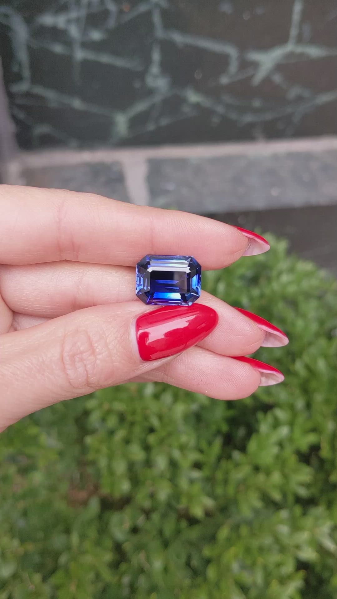 12.74 Ct. Blue Sapphire from Ceylon (Sri Lanka) Size Video