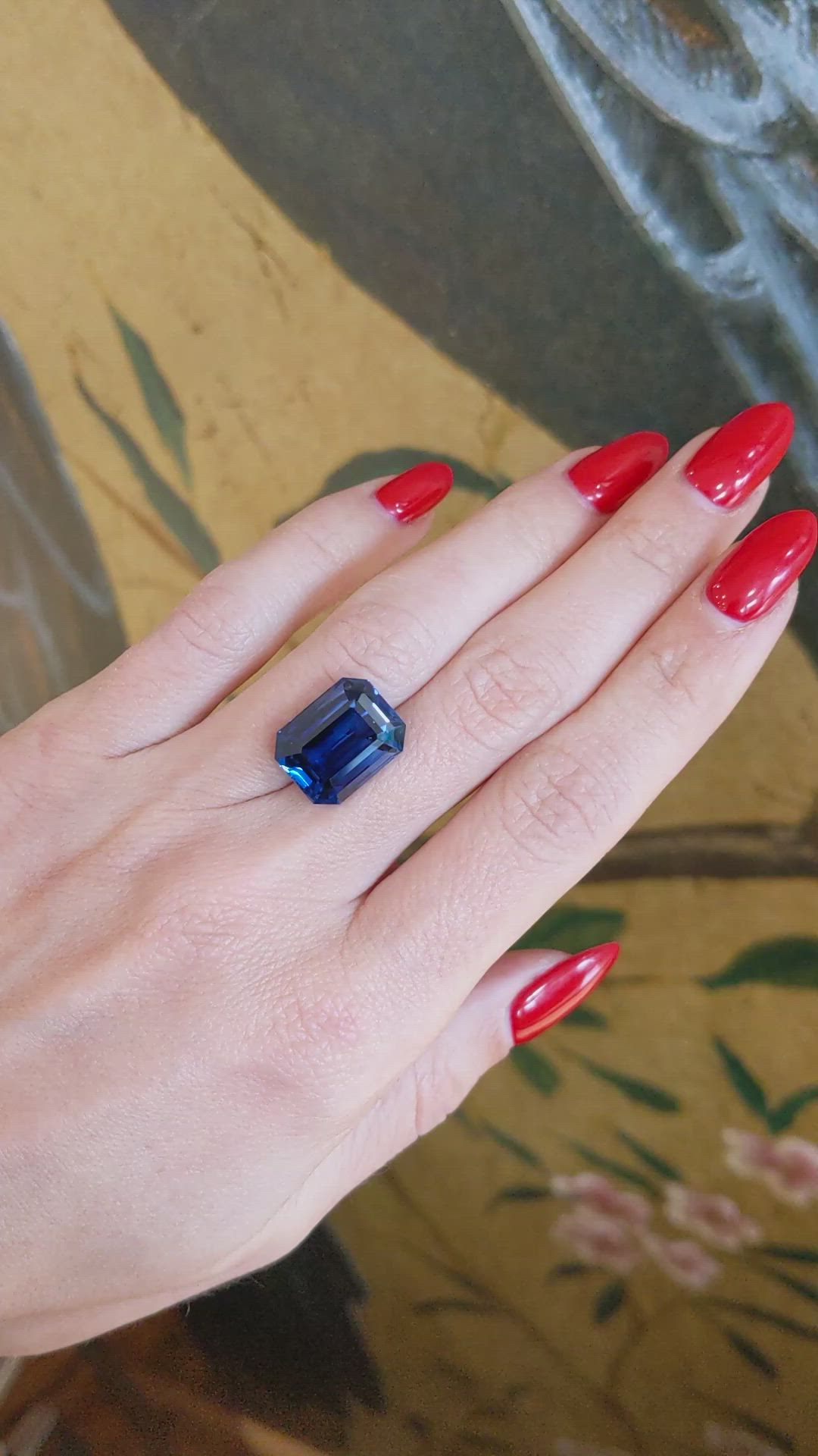 12.74 Ct. Blue Sapphire from Ceylon (Sri Lanka) Size Video