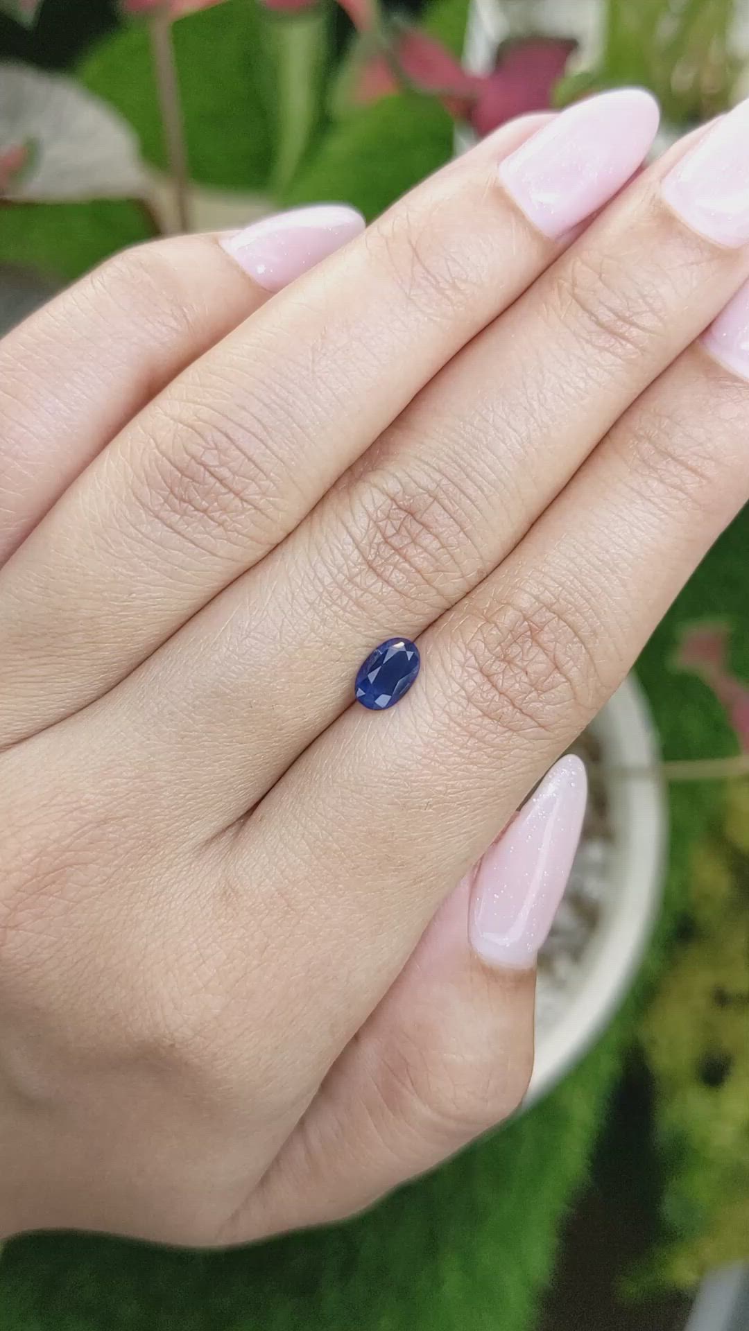 0.81 Ct. Blue Sapphire from Ceylon (Sri Lanka) Size Video