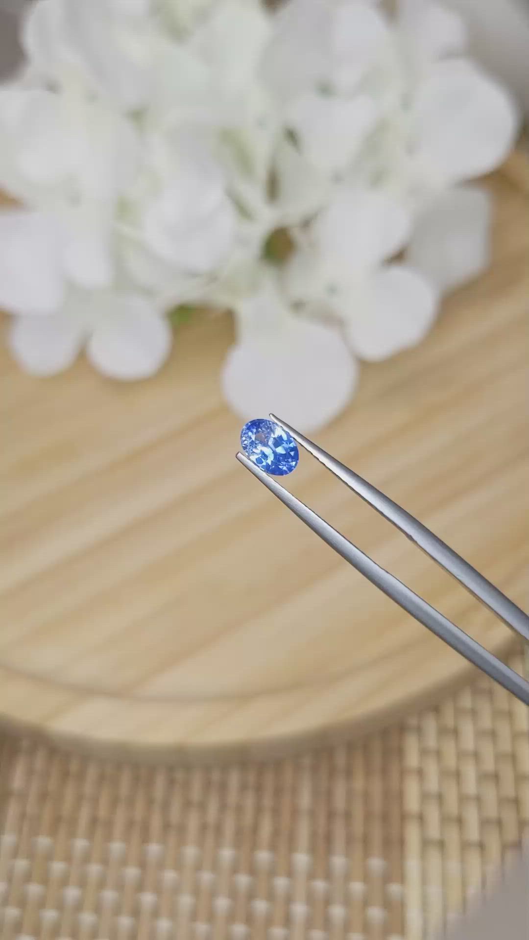 0.80 Ct. Blue Sapphire from Ceylon (Sri Lanka) Size Video