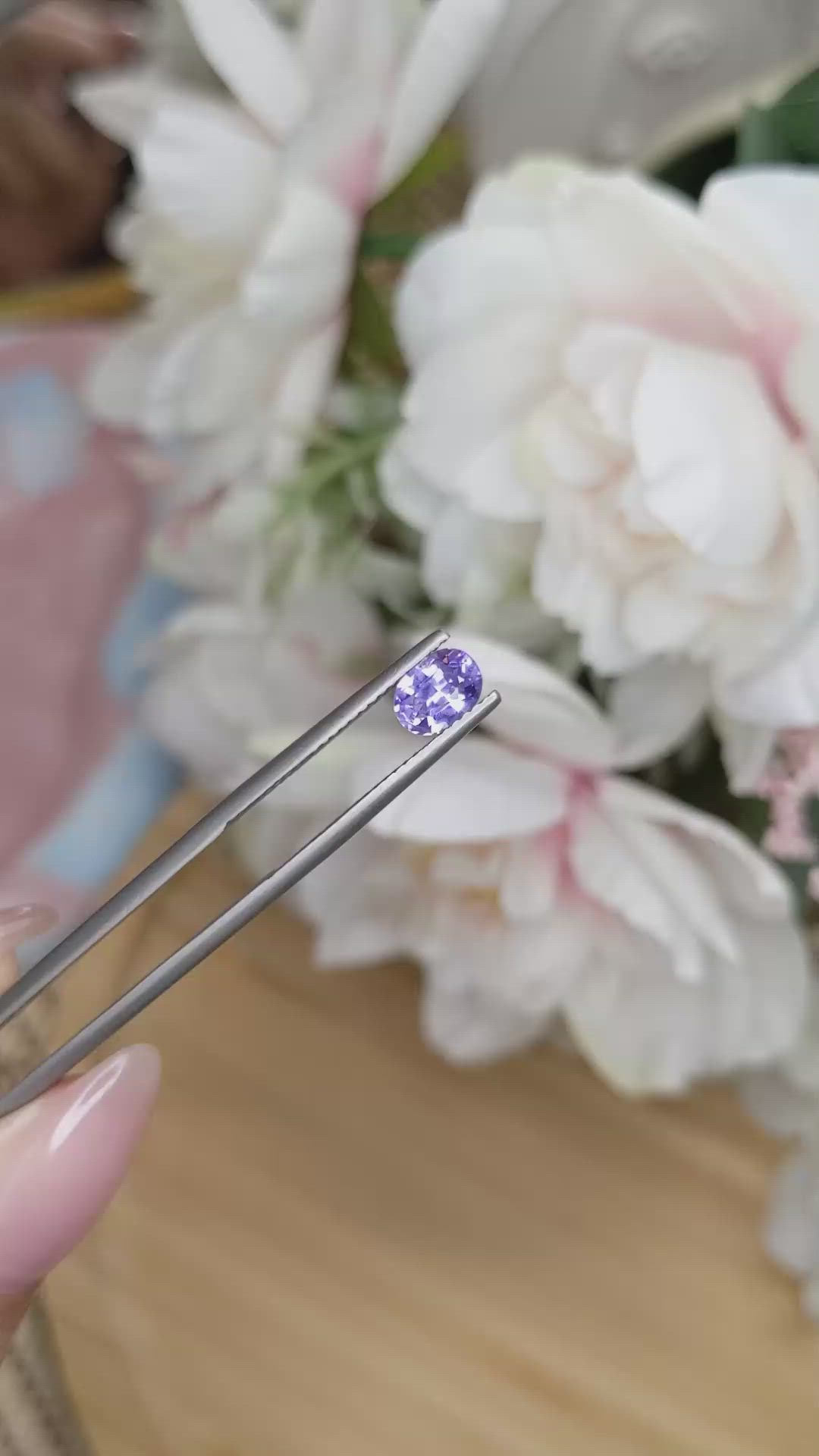 1.04 Ct. Pinkish Purple Sapphire from Ceylon (Sri Lanka) Size Video