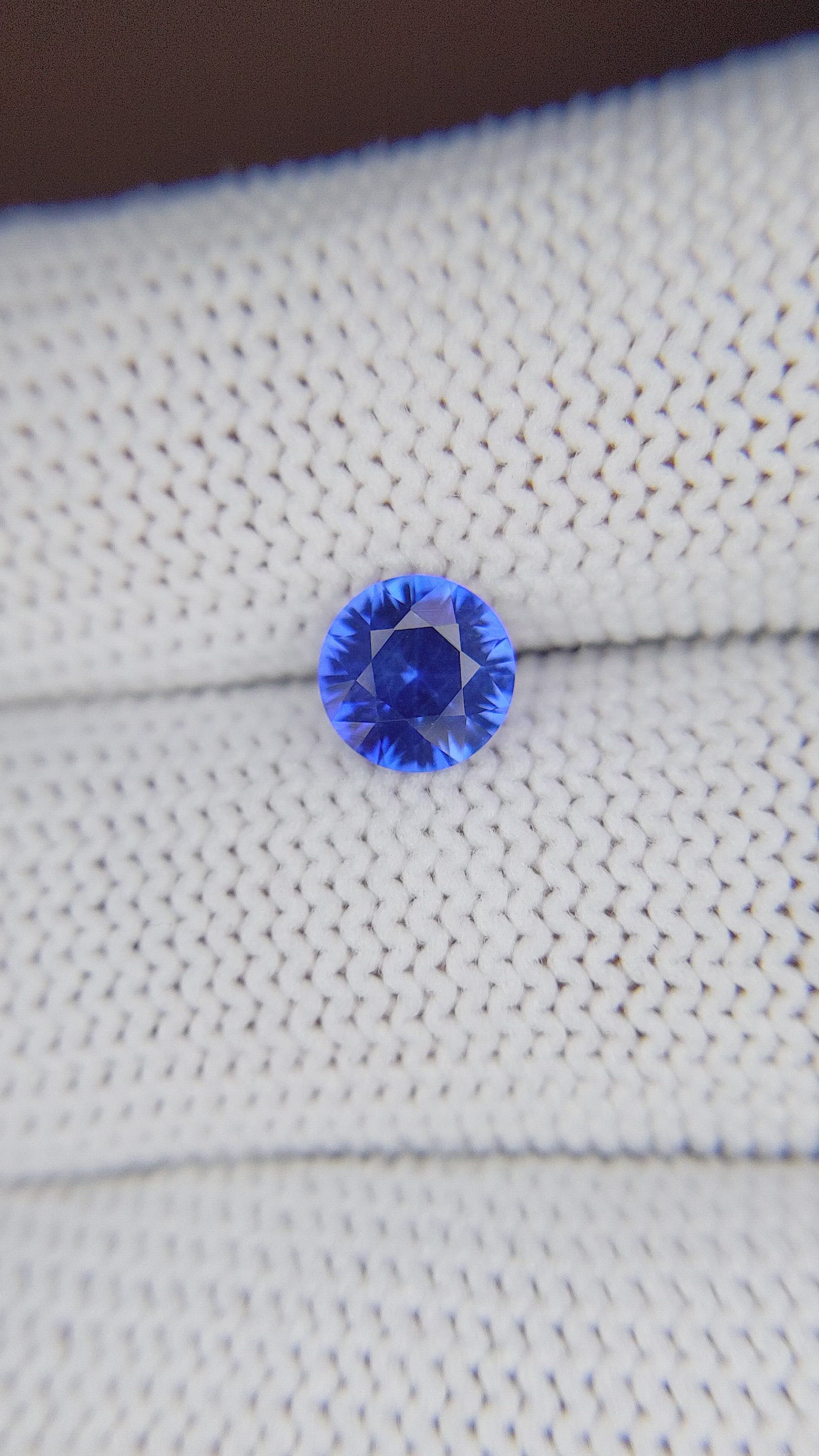 1.11 Ct. Blue Sapphire from Ceylon (Sri Lanka) Size Video