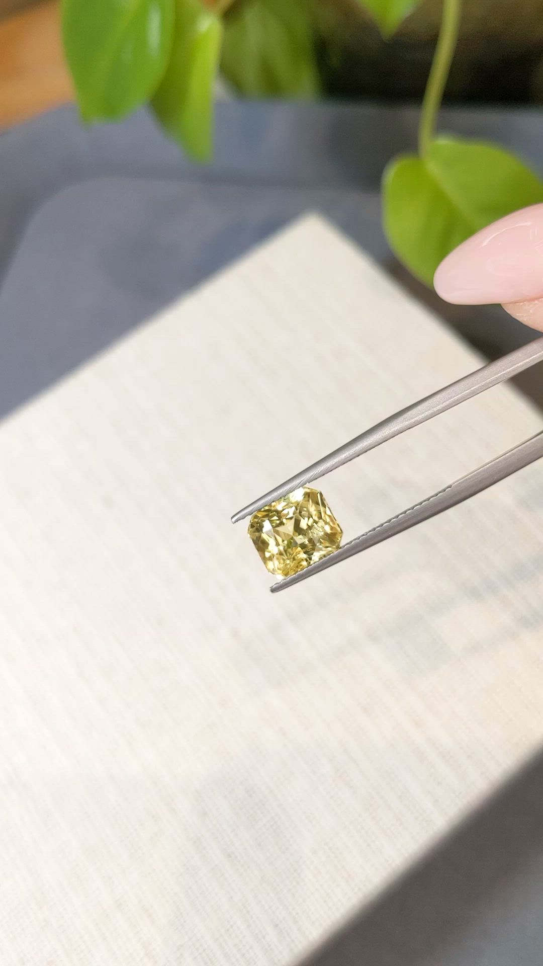 3.55 Ct. Yellow Sapphire from Ceylon (Sri Lanka) Size Video
