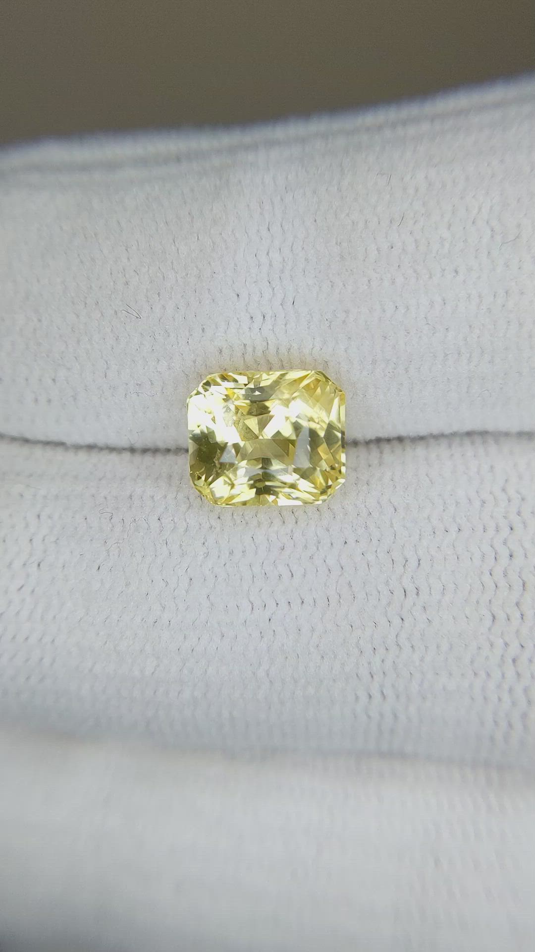 3.55 Ct. Yellow Sapphire from Ceylon (Sri Lanka) Size Video