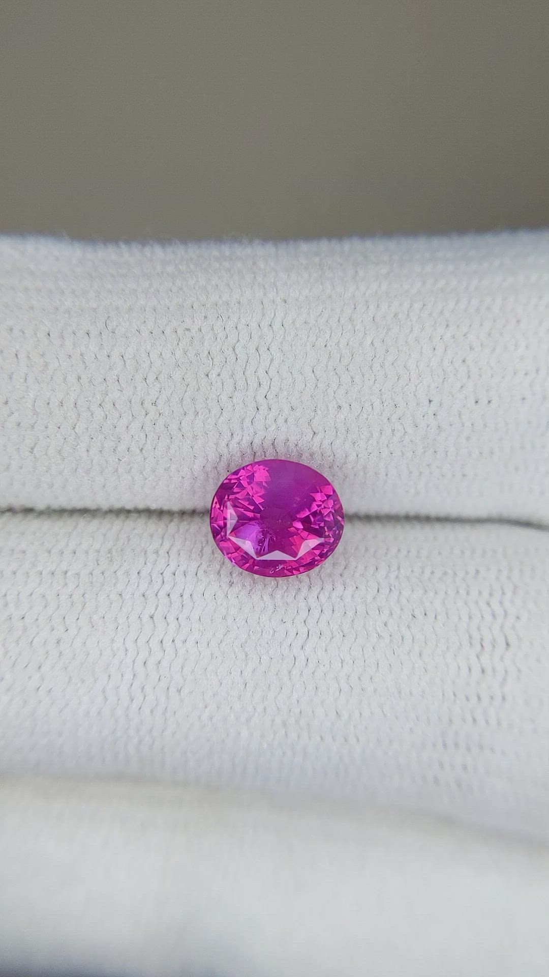 1.79 Ct. Purplish Pink Sapphire from Ceylon (Sri Lanka) Size Video