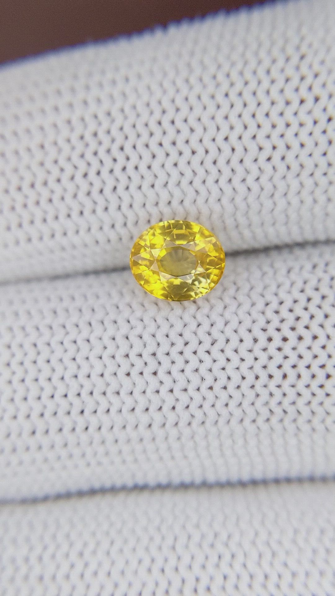 1.52 Ct. Orangish Yellow Sapphire from Ceylon (Sri Lanka) Size Video