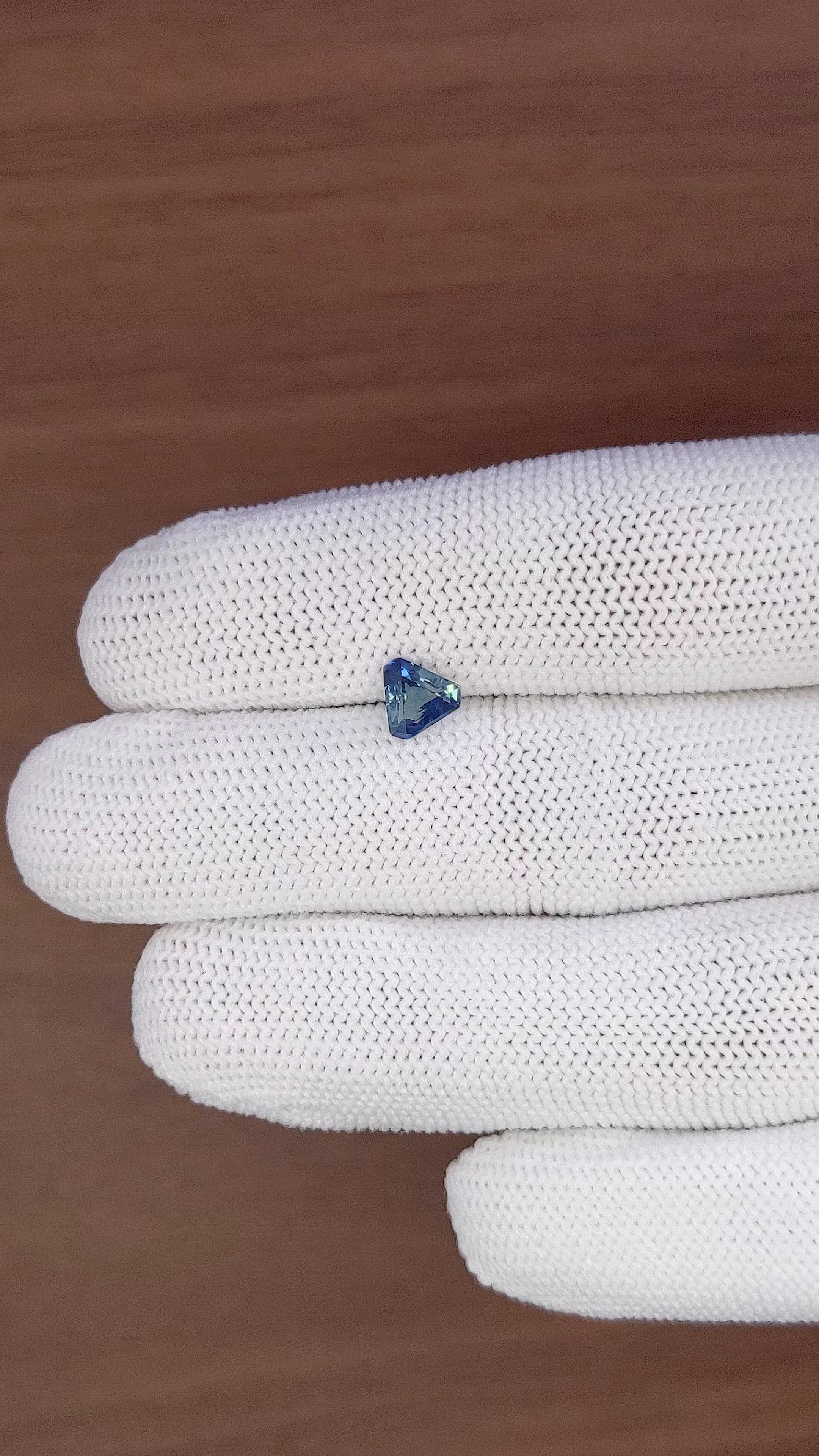 0.97 Ct. Greenish Blue Sapphire from Nigeria Size Video