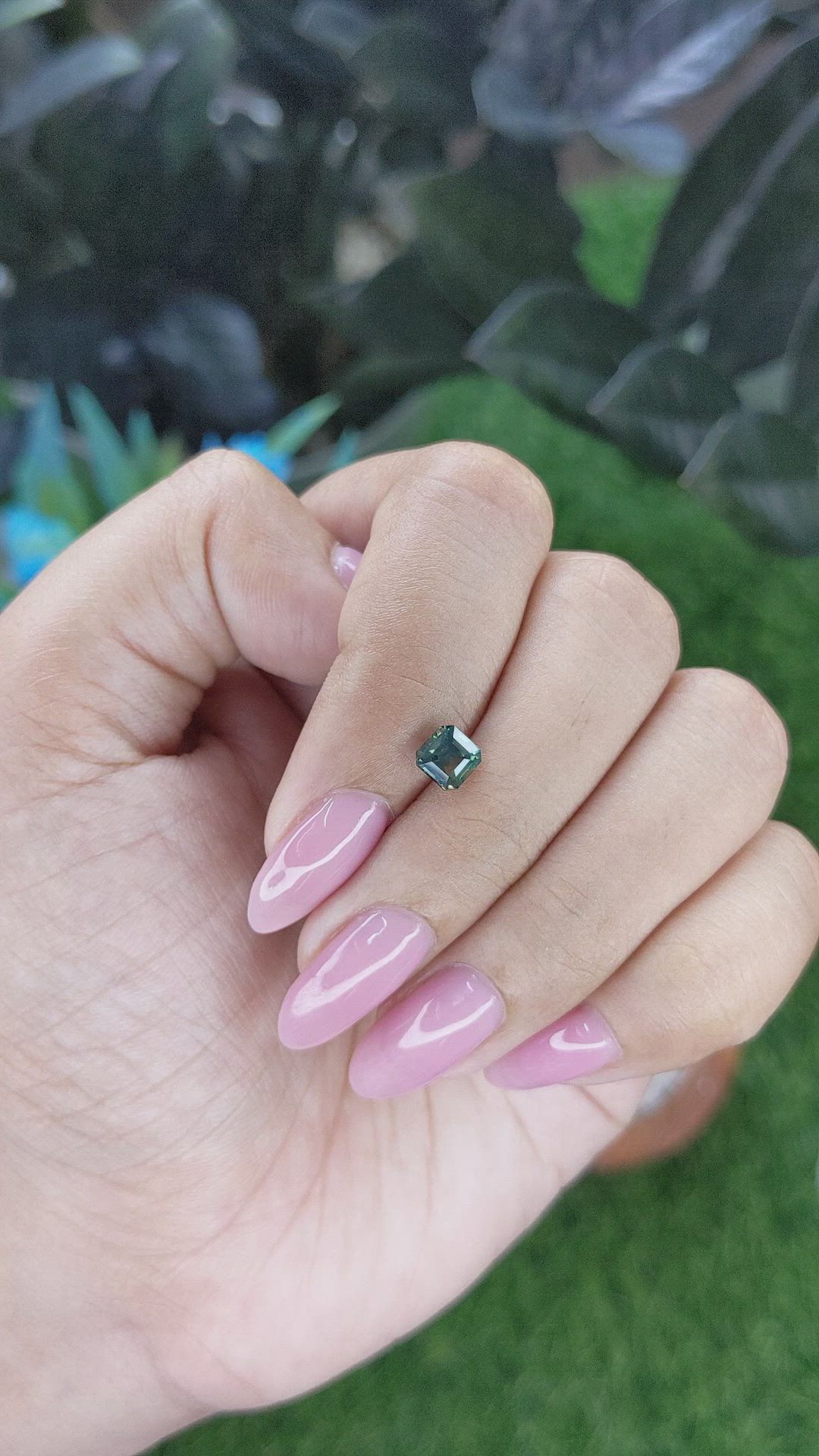 1.08 Ct. Yellowish Green Sapphire from Nigeria Size Video