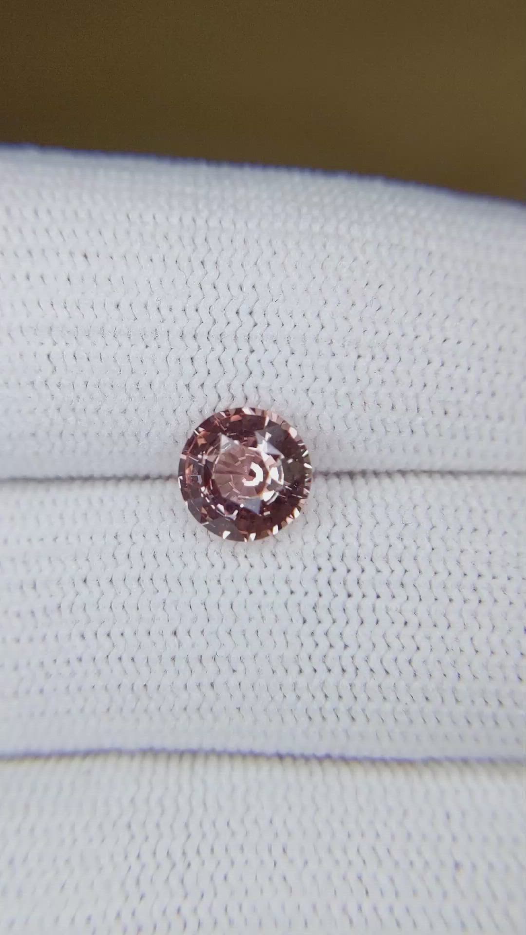 1.69 Ct. Padparadscha Sapphire from Ceylon (Sri Lanka) Size Video