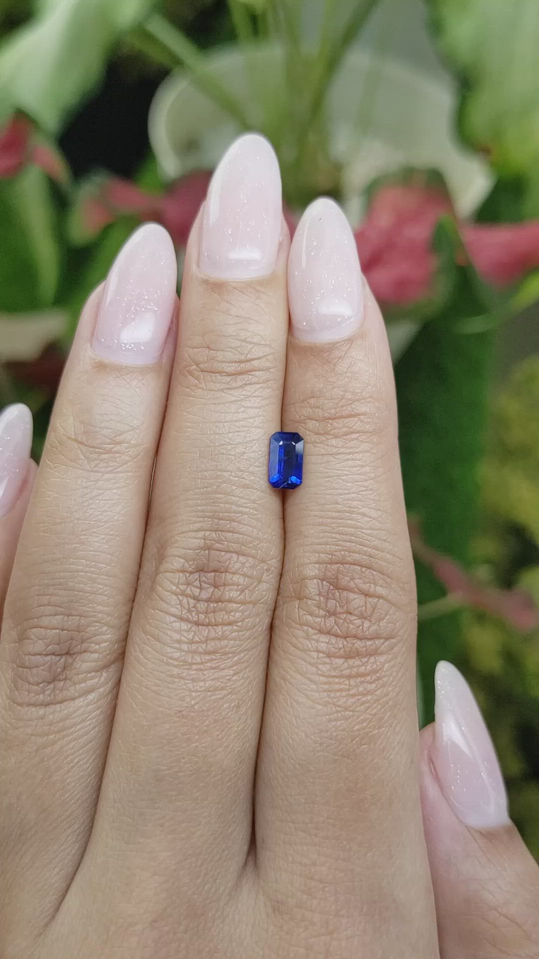 0.71 Ct. Blue Sapphire from Ceylon (Sri Lanka) Size Video