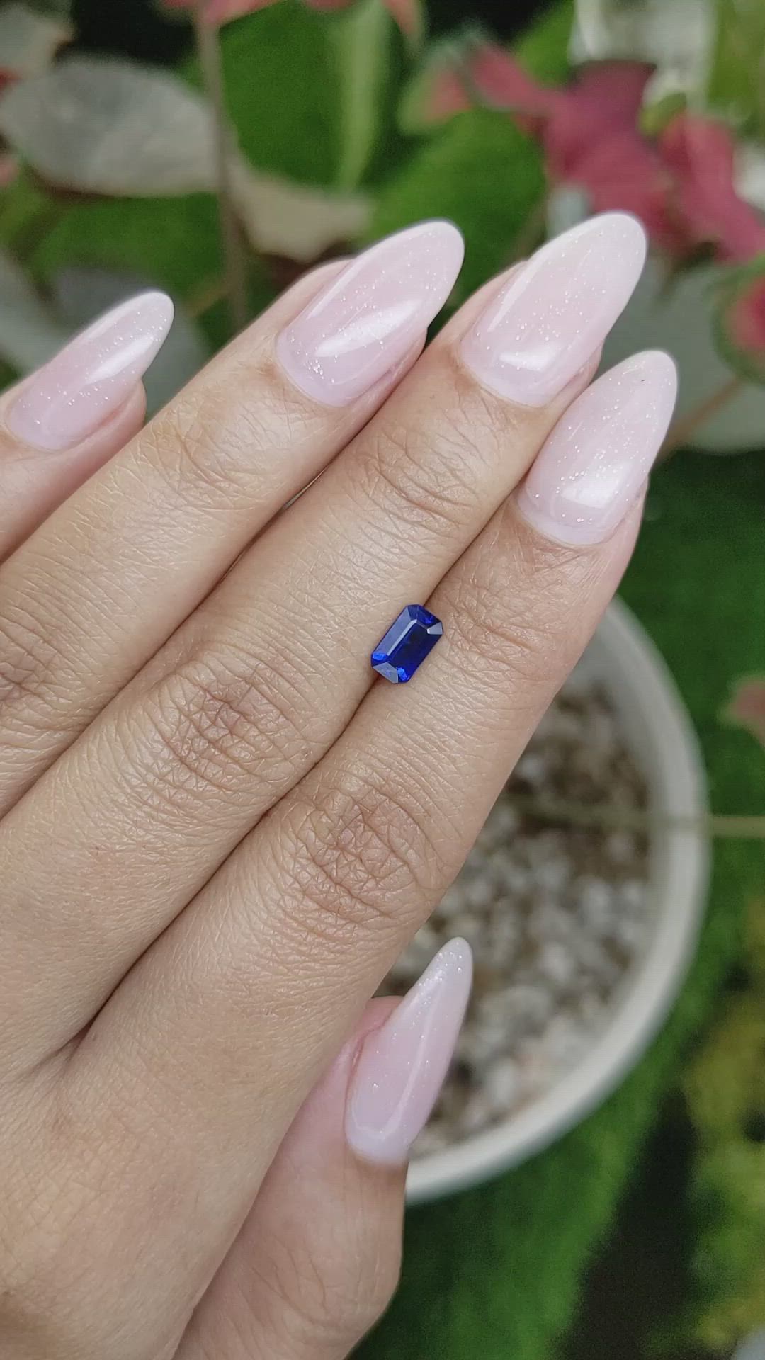 0.71 Ct. Blue Sapphire from Ceylon (Sri Lanka) Size Video