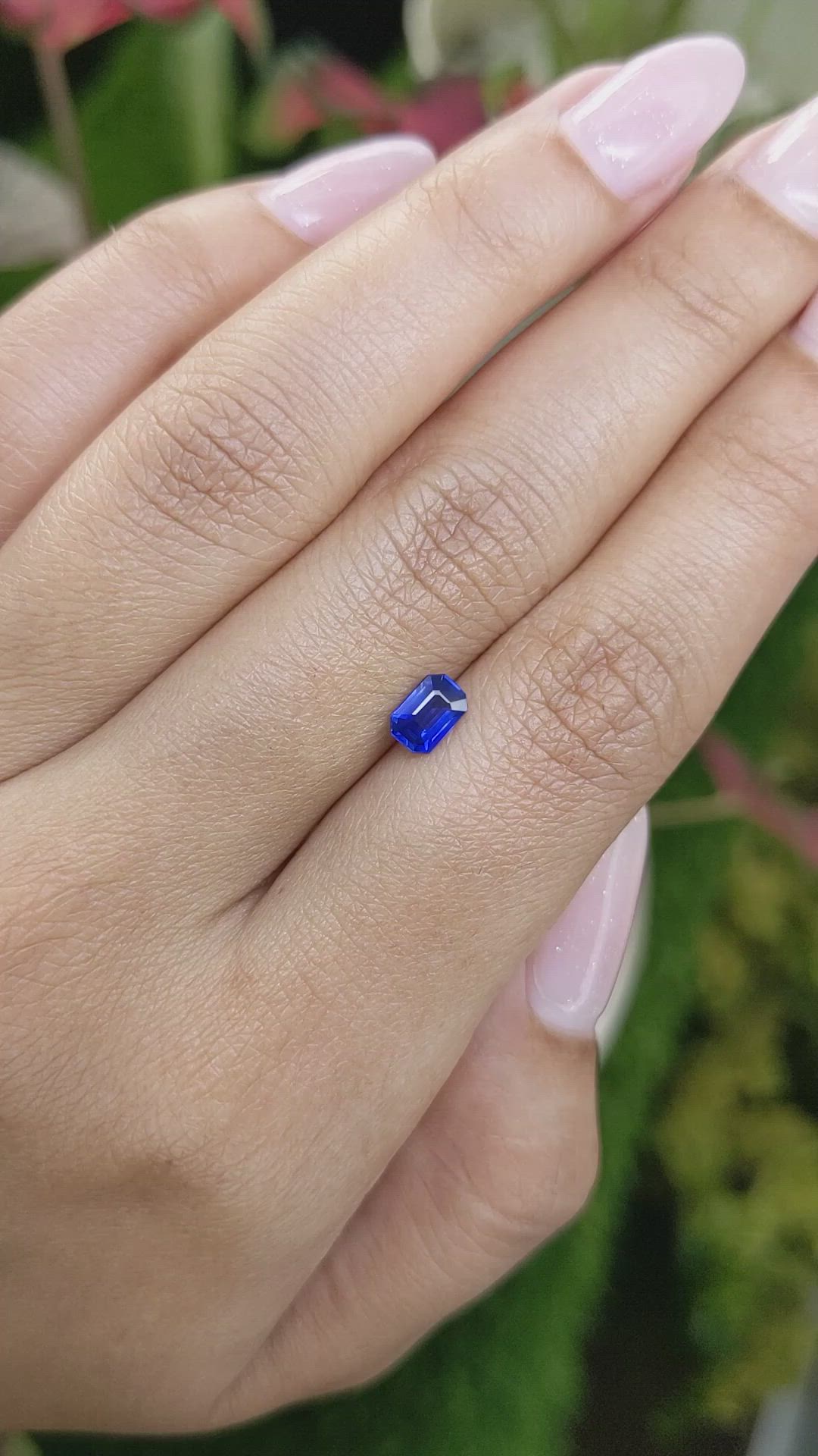 0.60 Ct. Blue Sapphire from Ceylon (Sri Lanka) Size Video