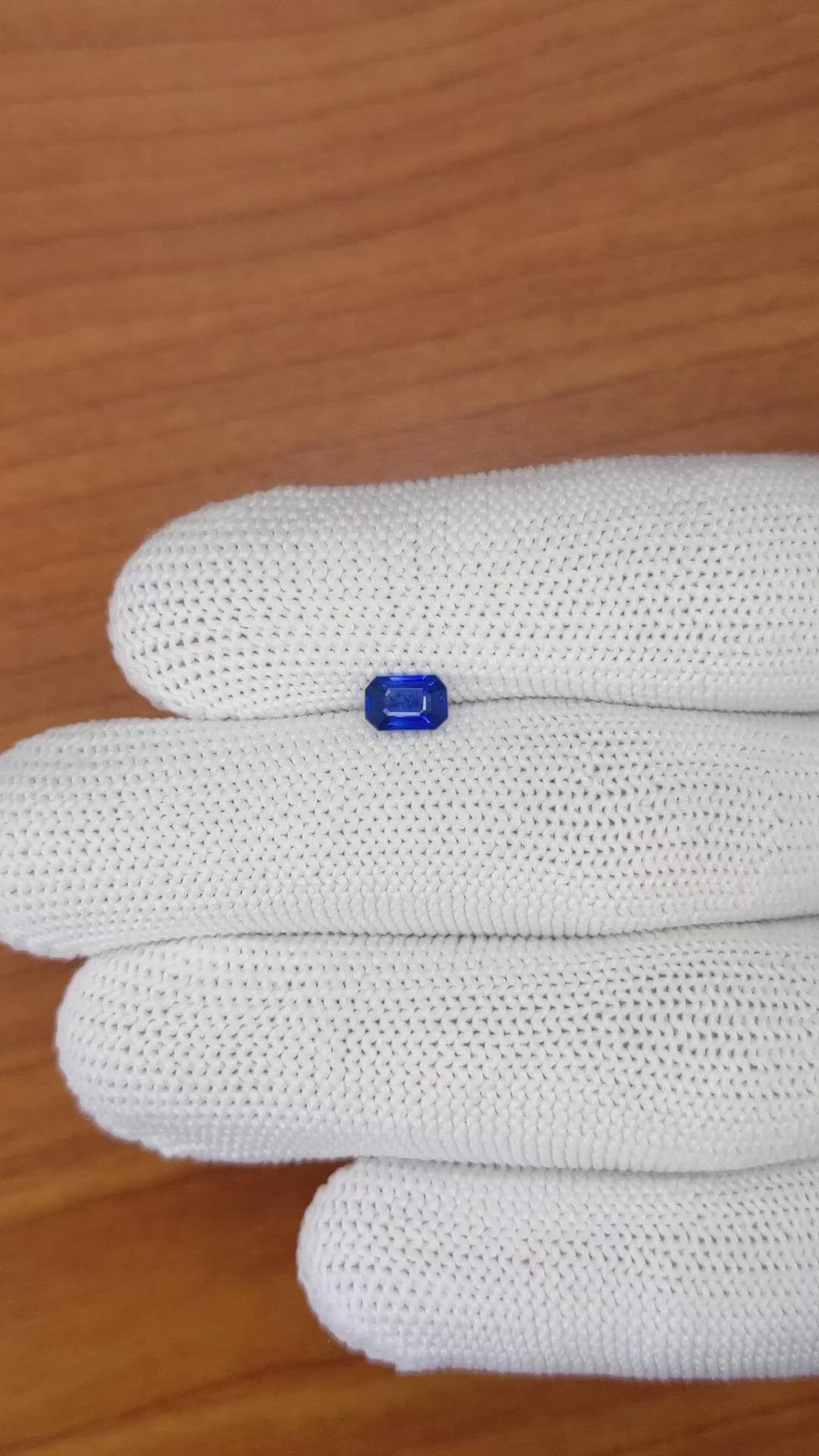 0.60 Ct. Blue Sapphire from Ceylon (Sri Lanka) Size Video