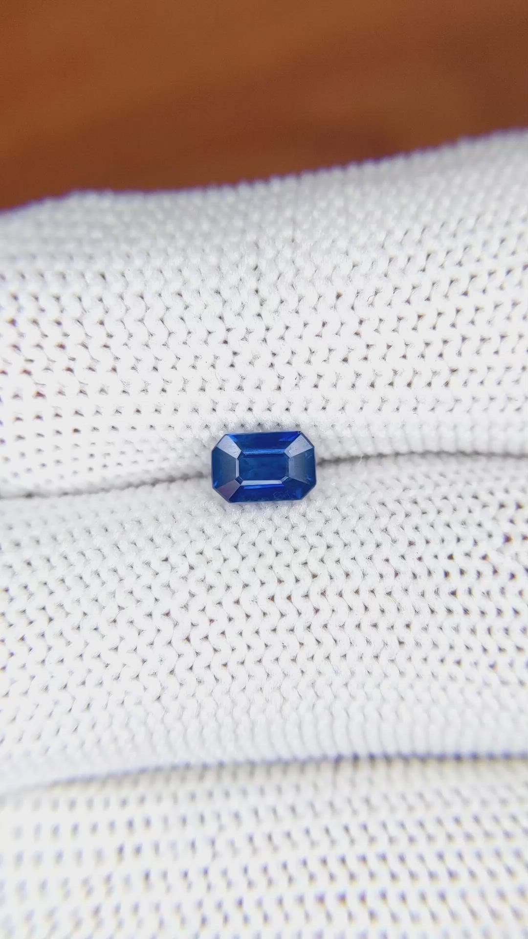 0.60 Ct. Blue Sapphire from Ceylon (Sri Lanka) Size Video