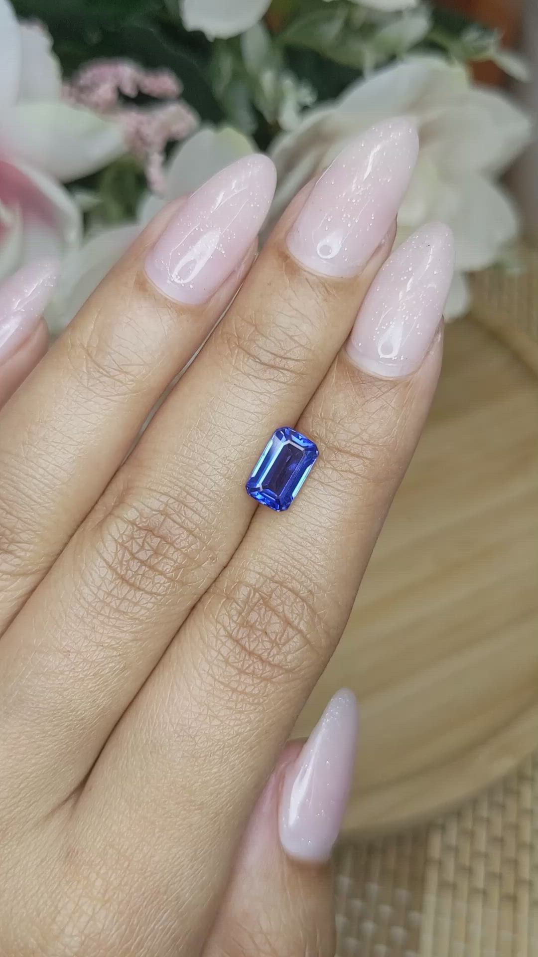 2.00 Ct. Blue Sapphire from Ceylon (Sri Lanka) Size Video