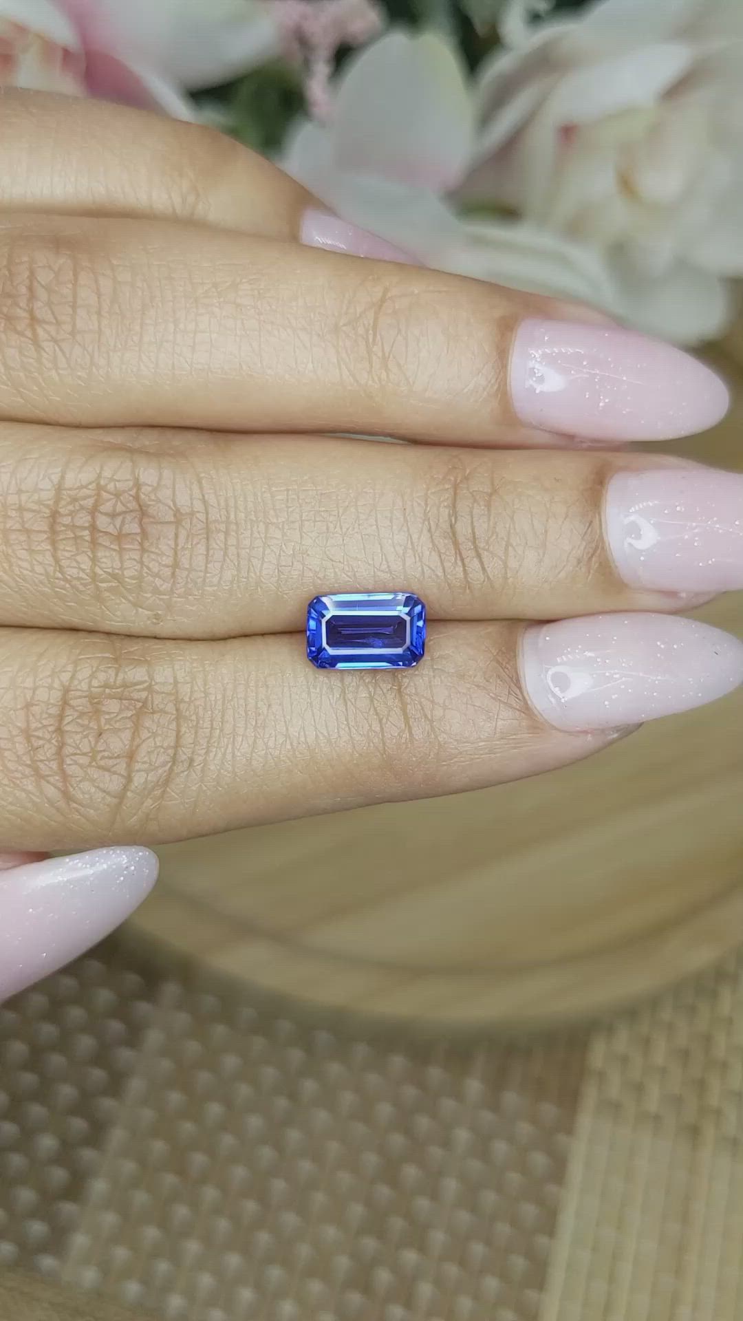 2.00 Ct. Blue Sapphire from Ceylon (Sri Lanka) Size Video