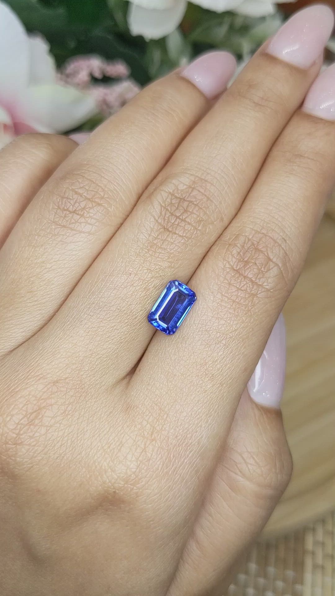 2.00 Ct. Blue Sapphire from Ceylon (Sri Lanka) Size Video