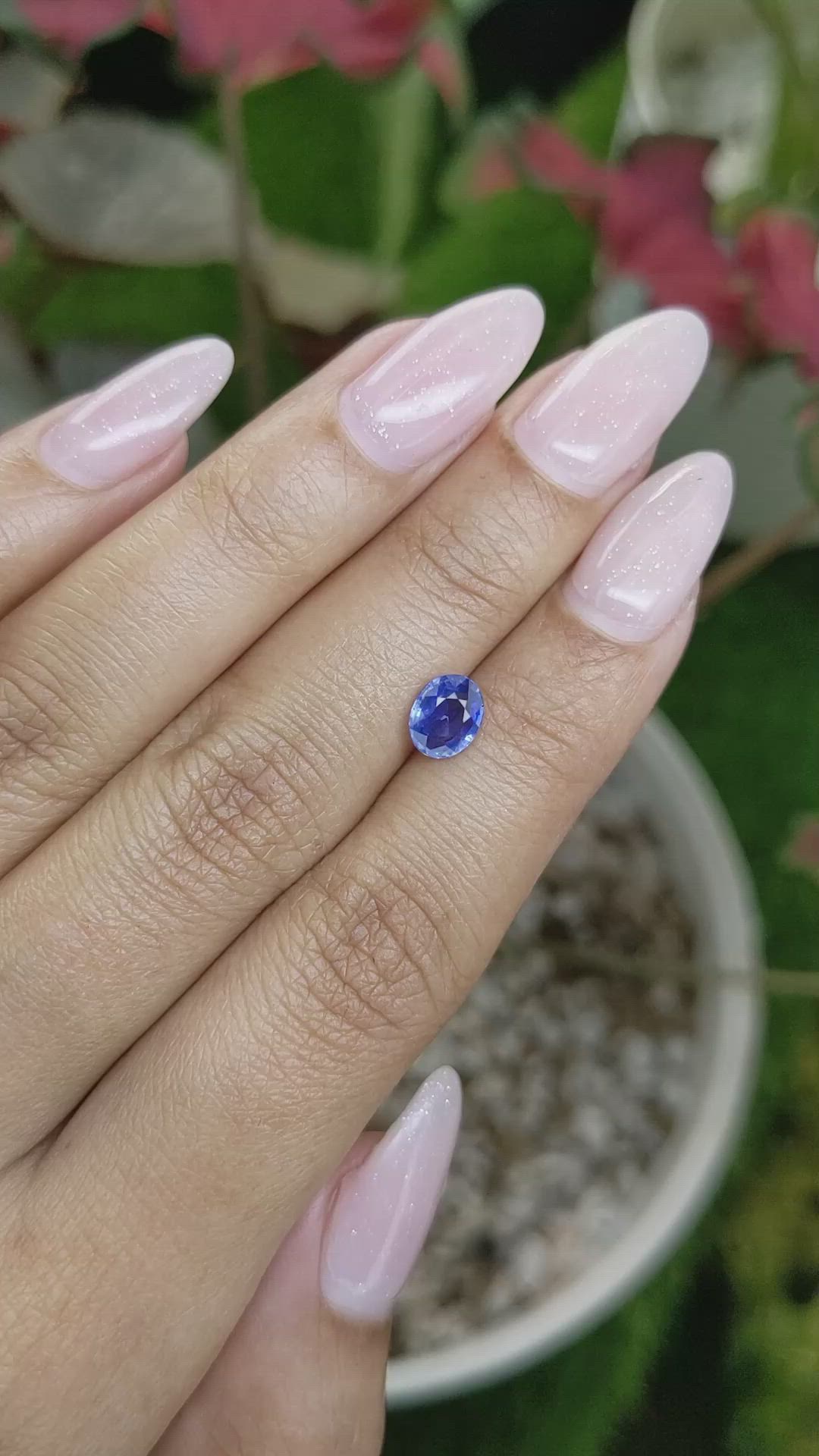 1.01 Ct. Blue Sapphire from Ceylon (Sri Lanka) Size Video