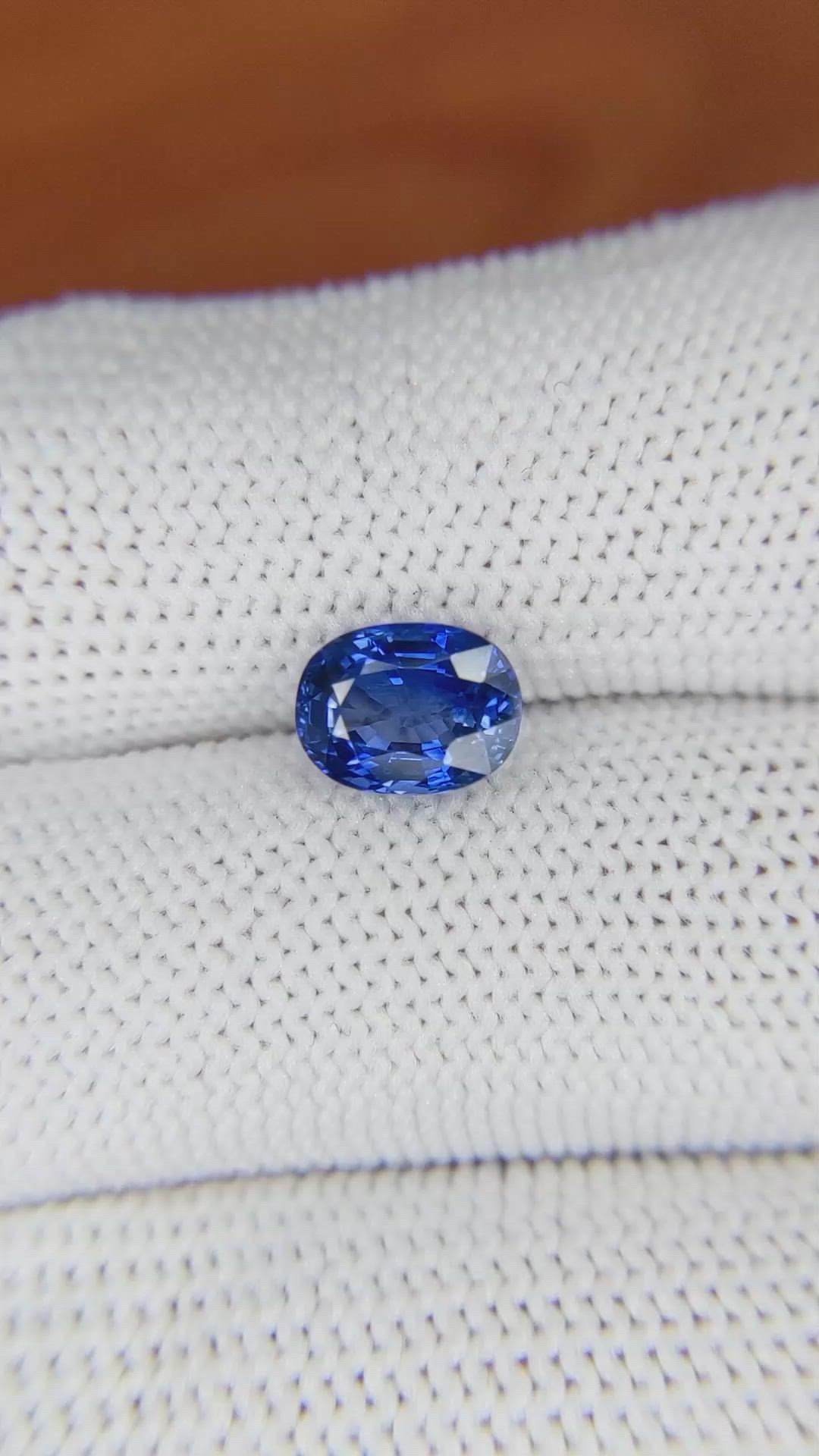 2.03 Ct. Blue Sapphire from Ceylon (Sri Lanka) Size Video