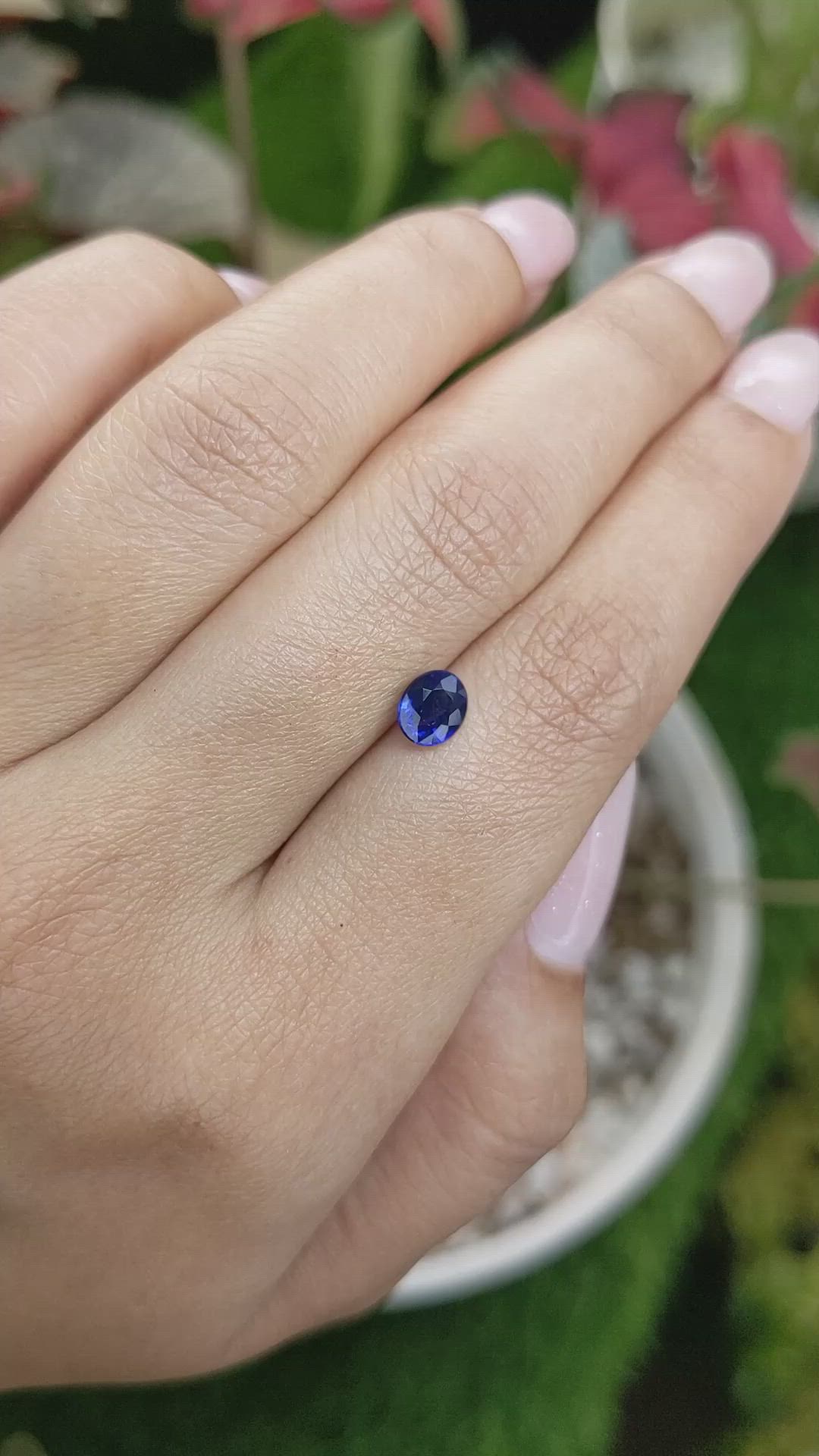 1.04 Ct. Blue Sapphire from Ceylon (Sri Lanka) Size Video