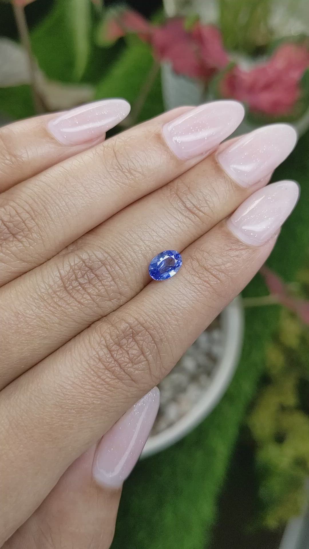1.01 Ct. Blue Sapphire from Ceylon (Sri Lanka) Size Video